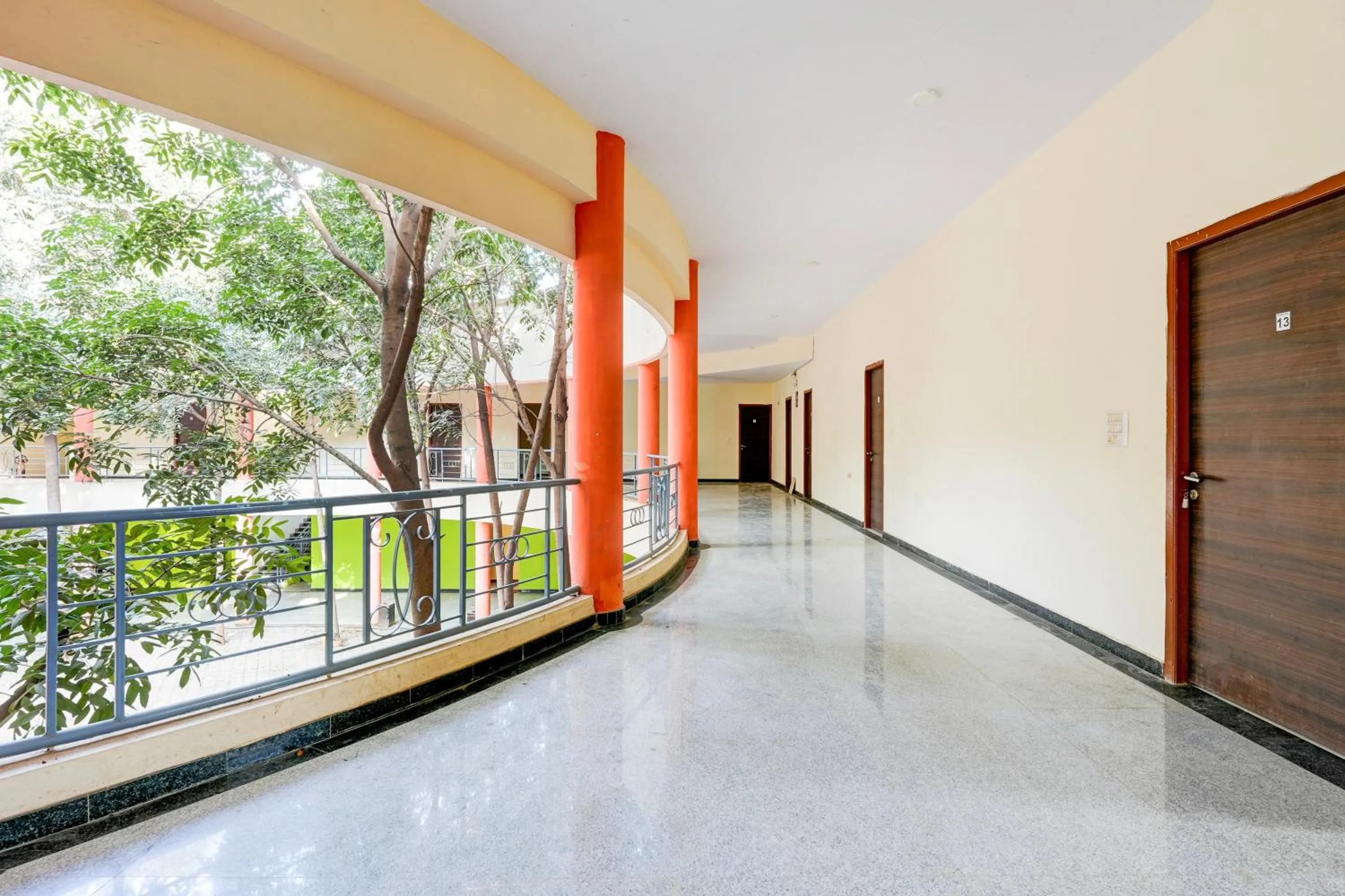 Lobby or reception in Super Hotel O Hennagara Rd Bommasandara