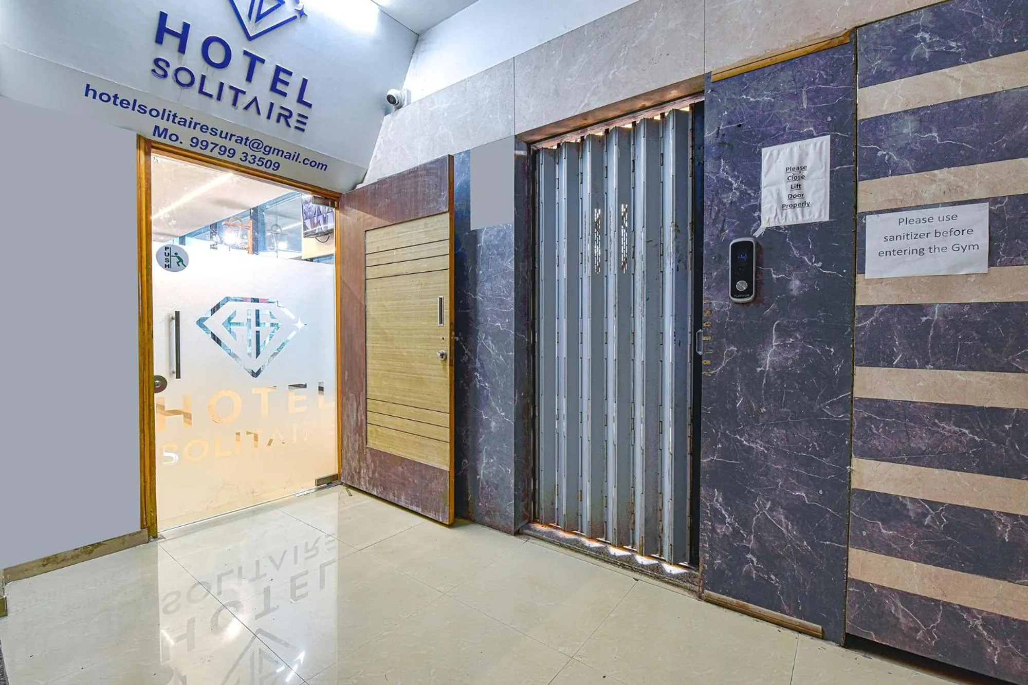 elevator in Via Solitaire