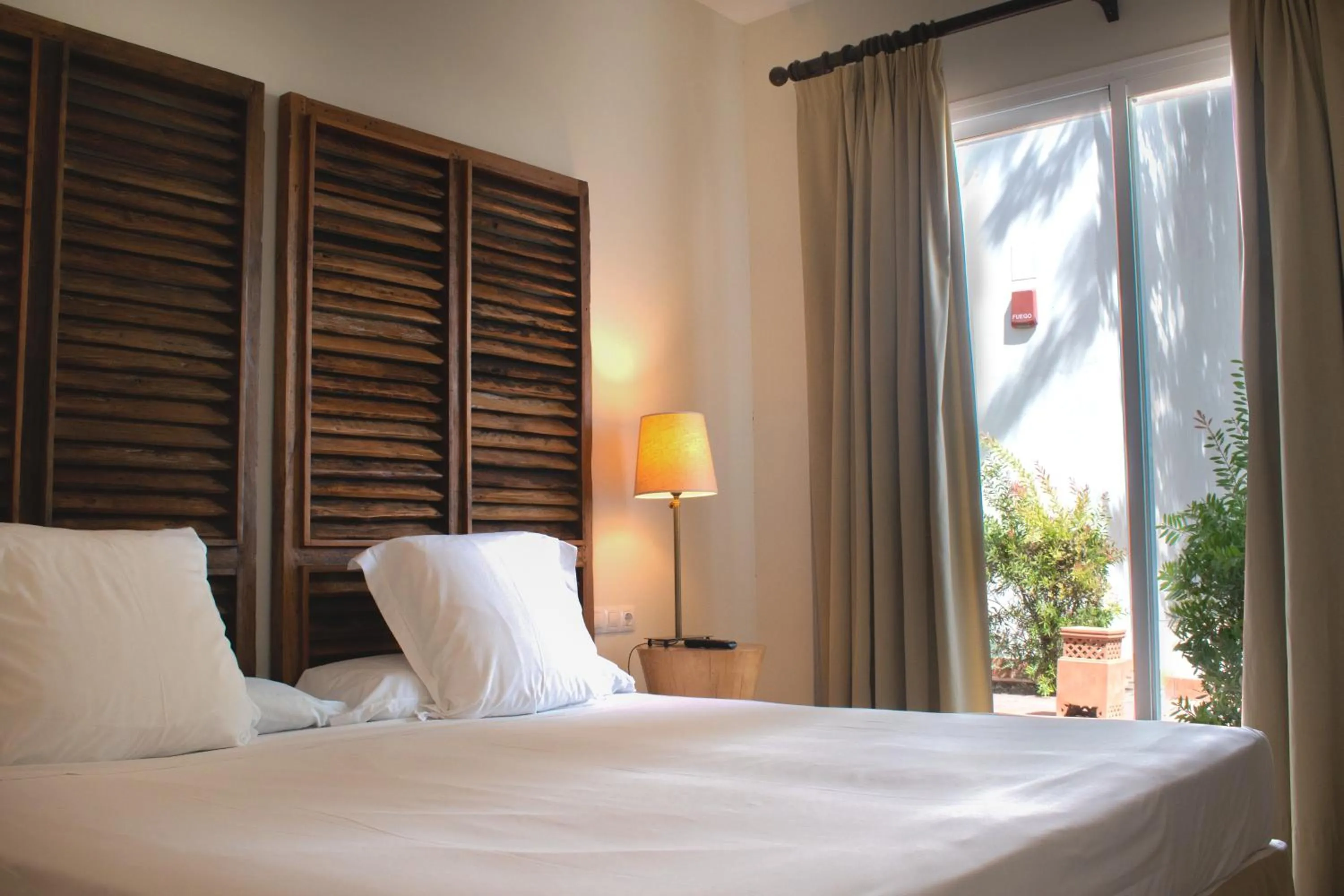 Bed in Fairplay Golf & Spa Resort - by Grupo Tribu