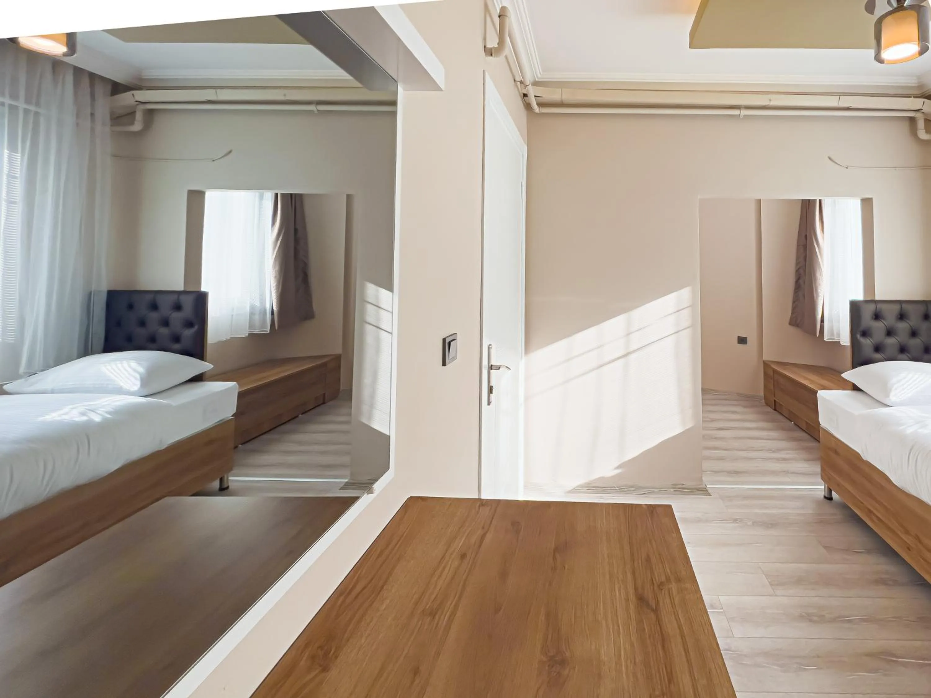 Bedroom, Bed in Helen Inn