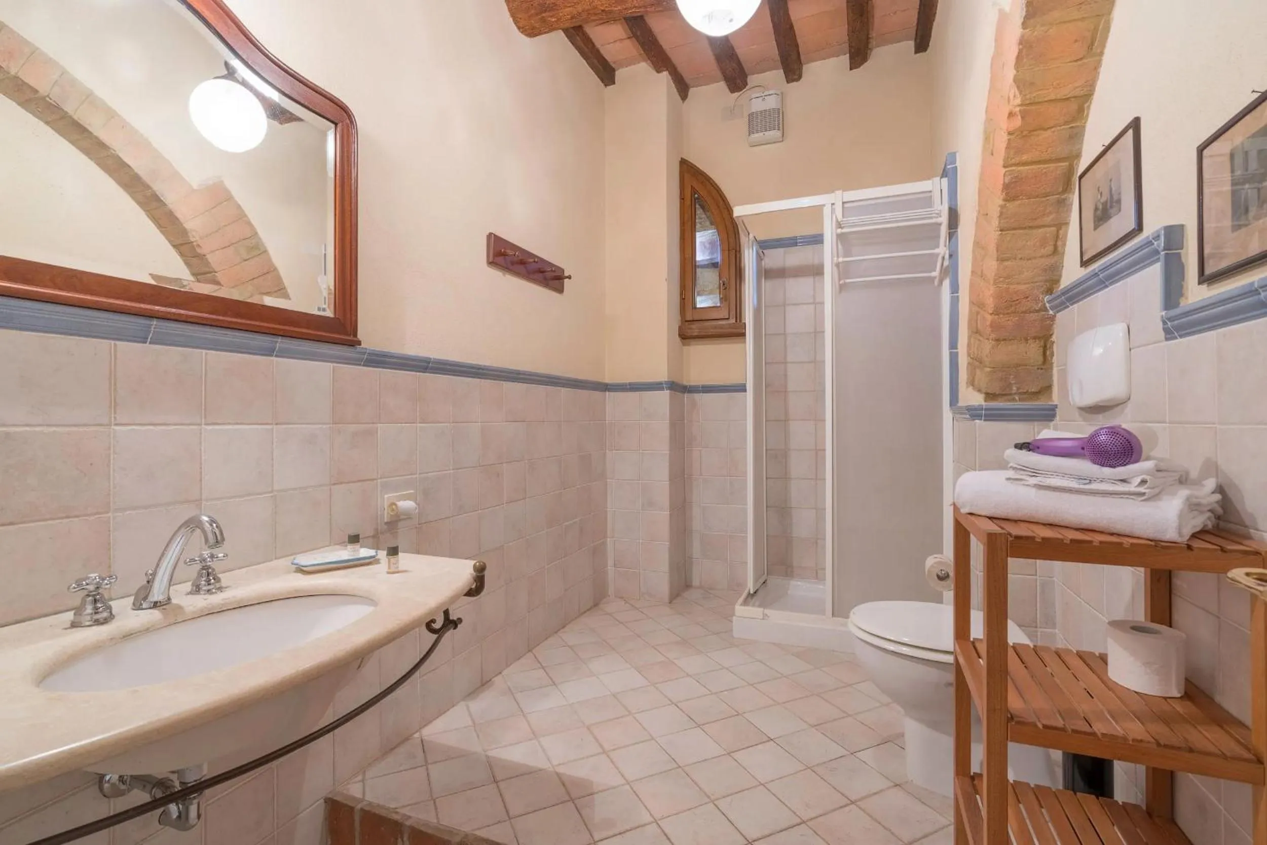 Shower in Santo Pietro Resort