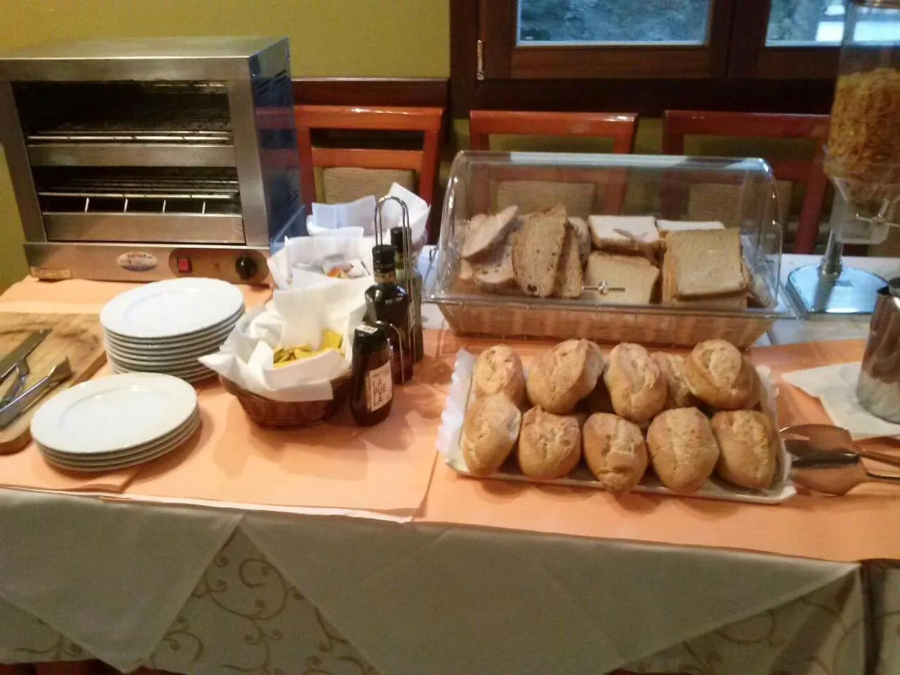 Breakfast in Gran Hotel Rural Cela
