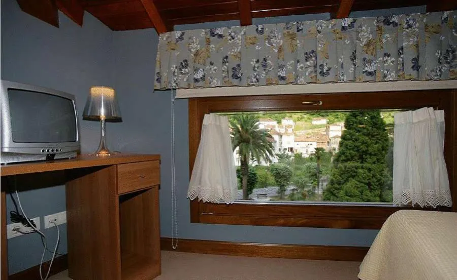 Photo of the whole room in Gran Hotel Rural Cela