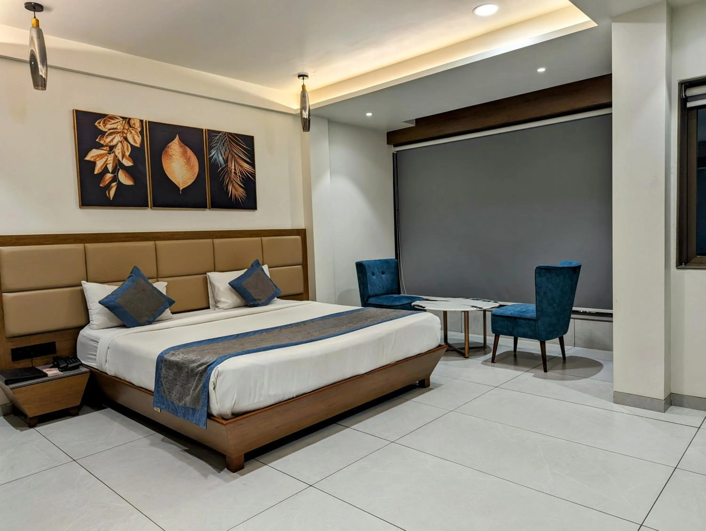 Bed in Hotel Red Chillee Restro