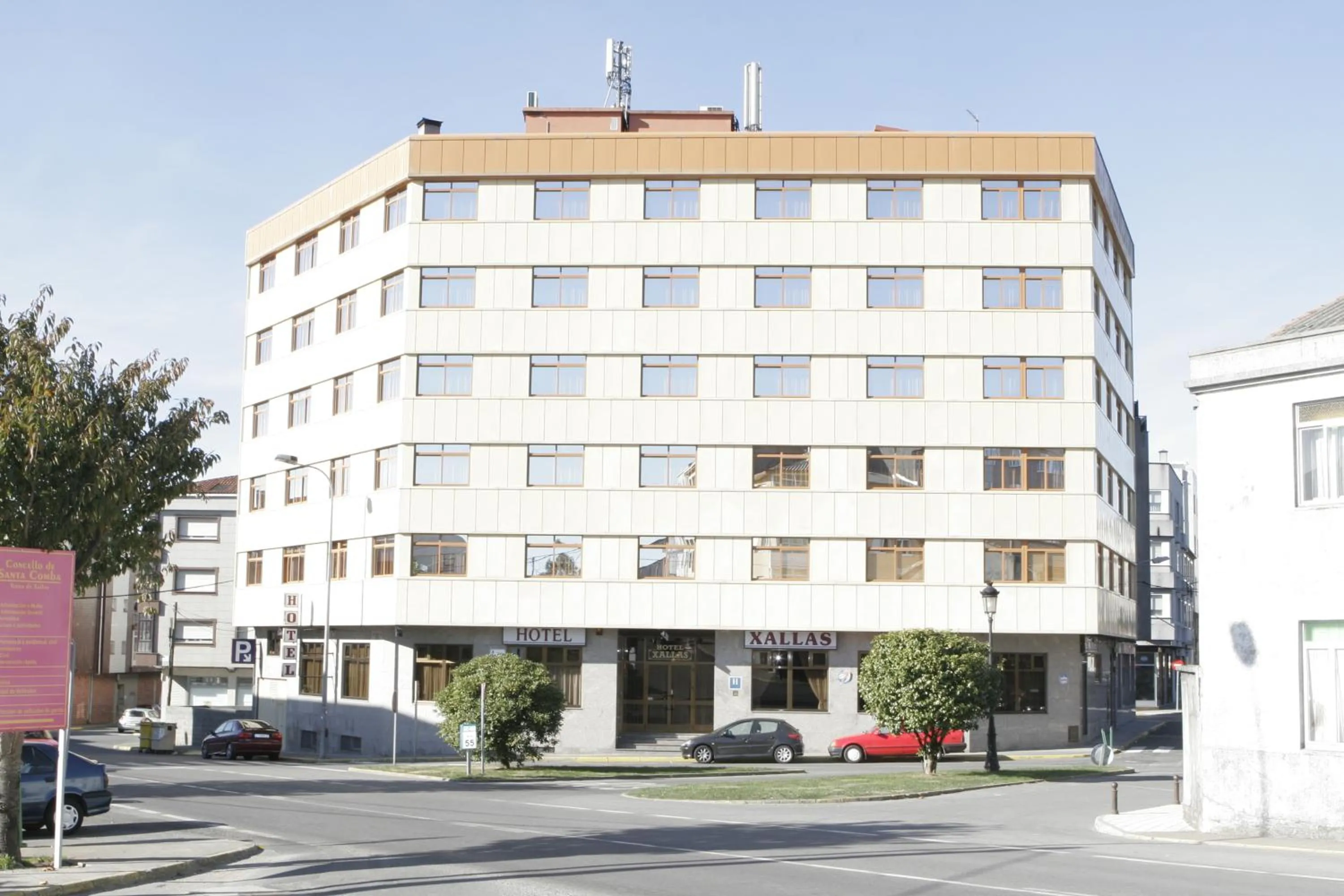 Property building in Hotel Xallas