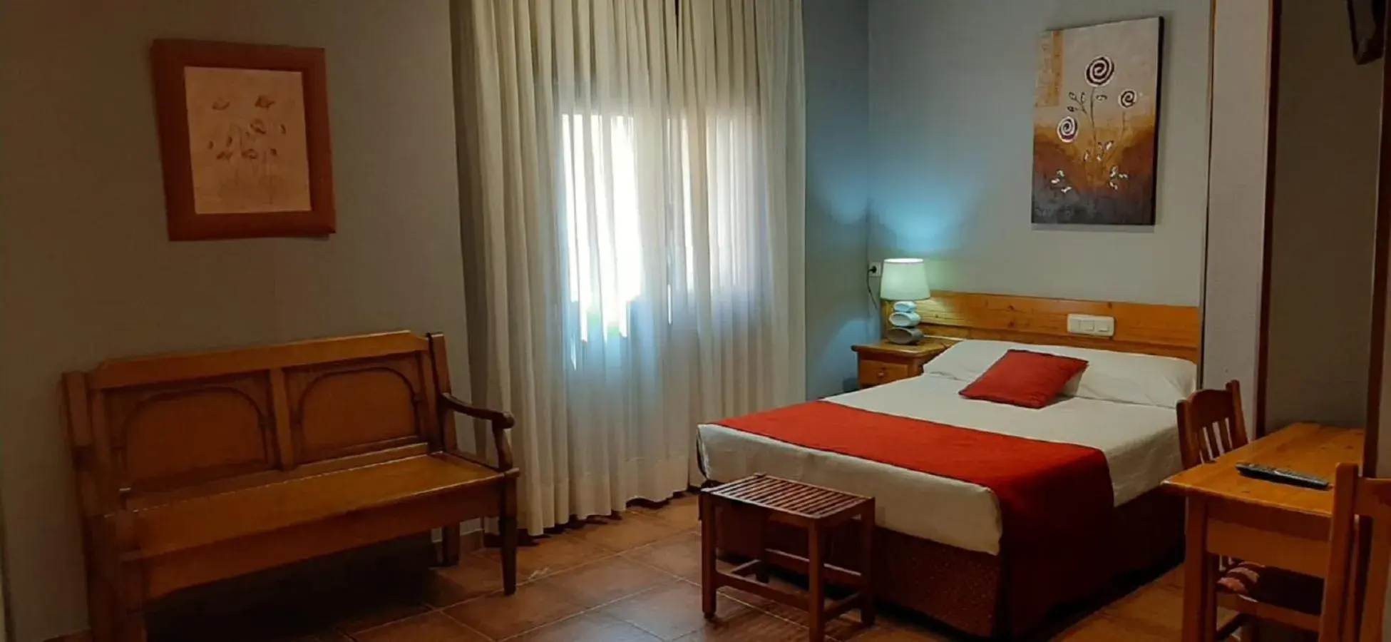 Family Room with View in Hotel Real De Toledo Family Room with View in Hotel Real De Toledo