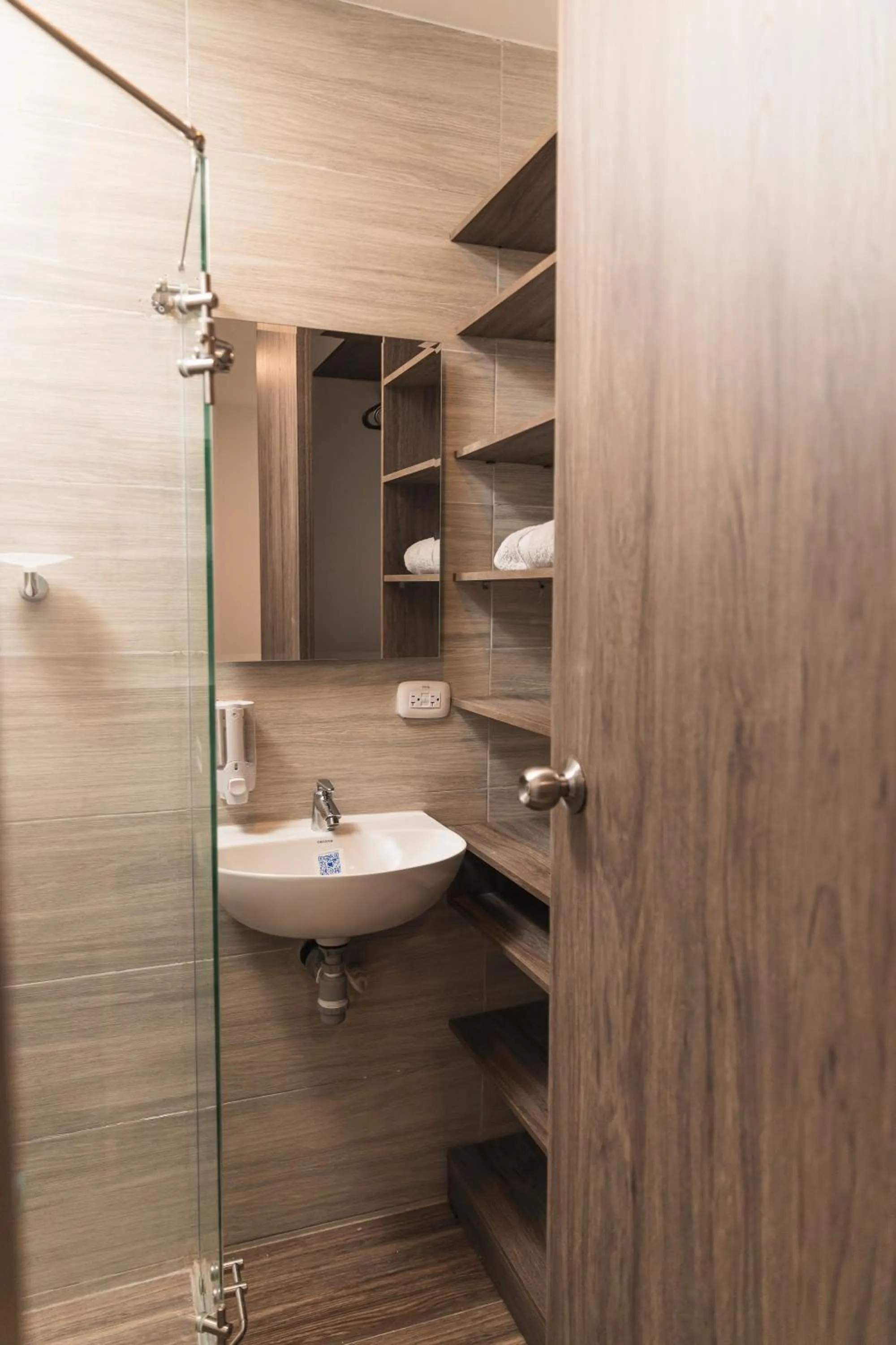 Shower in Hotel Boutique Business Center