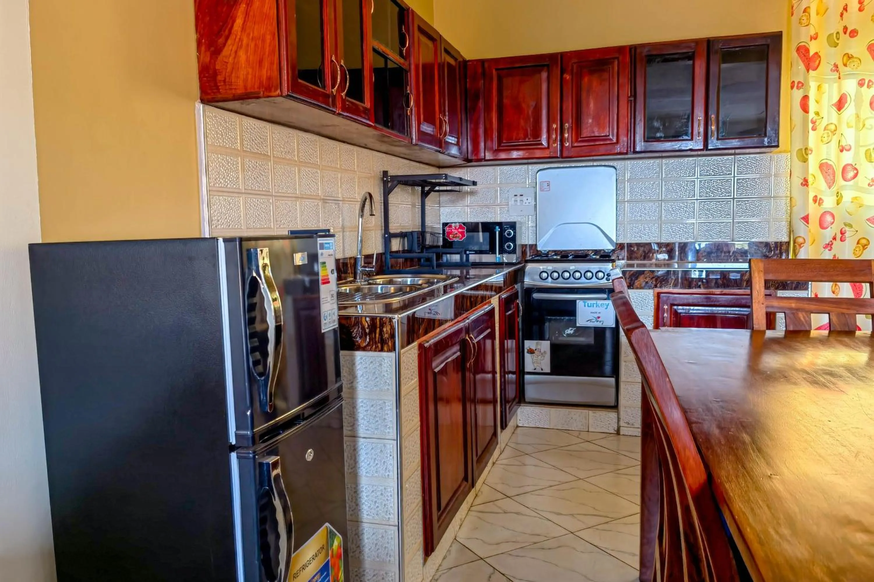 Kitchen or kitchenette in Peace of Mind Suites