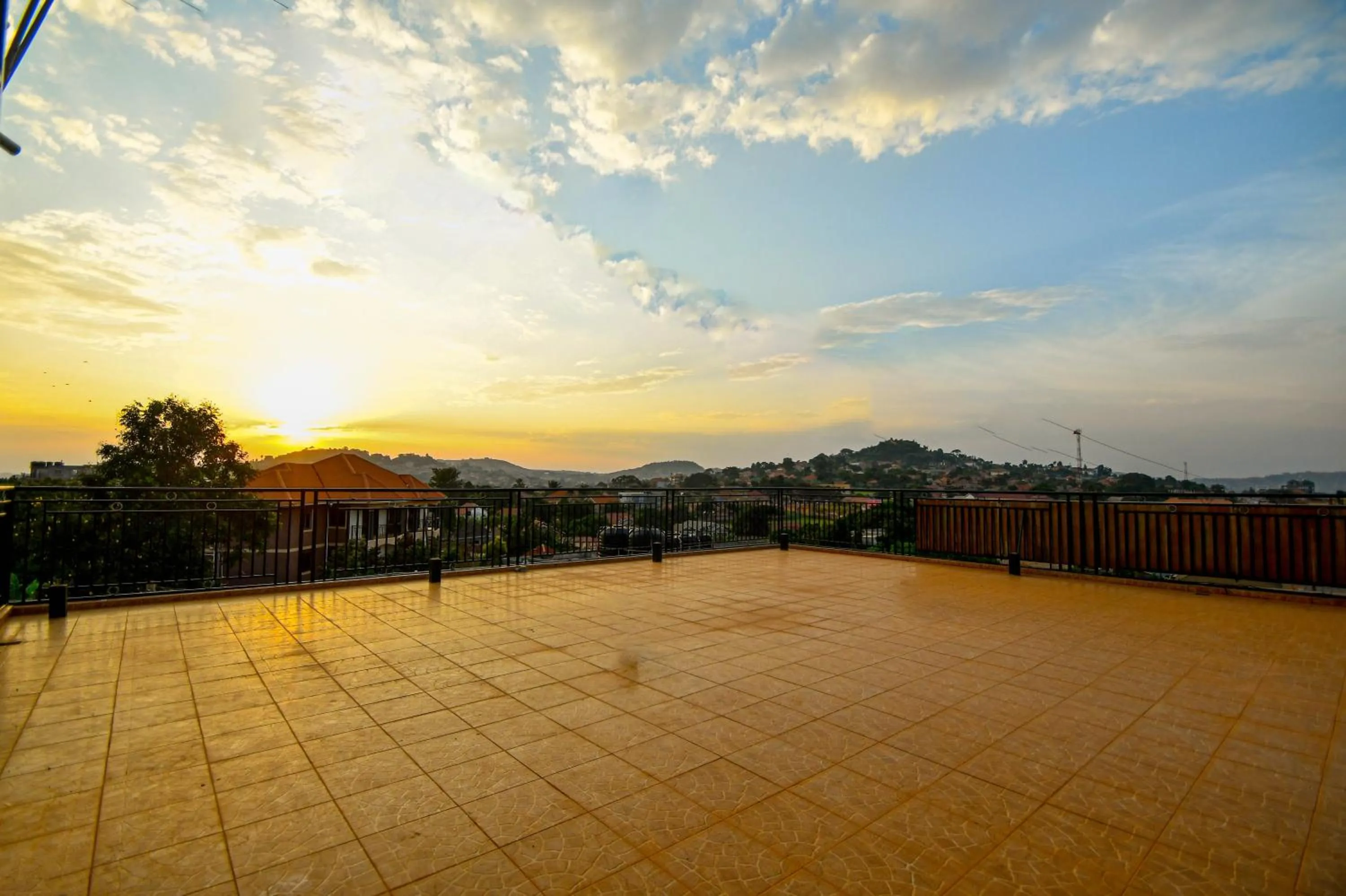 Day in Peace of Mind Suites