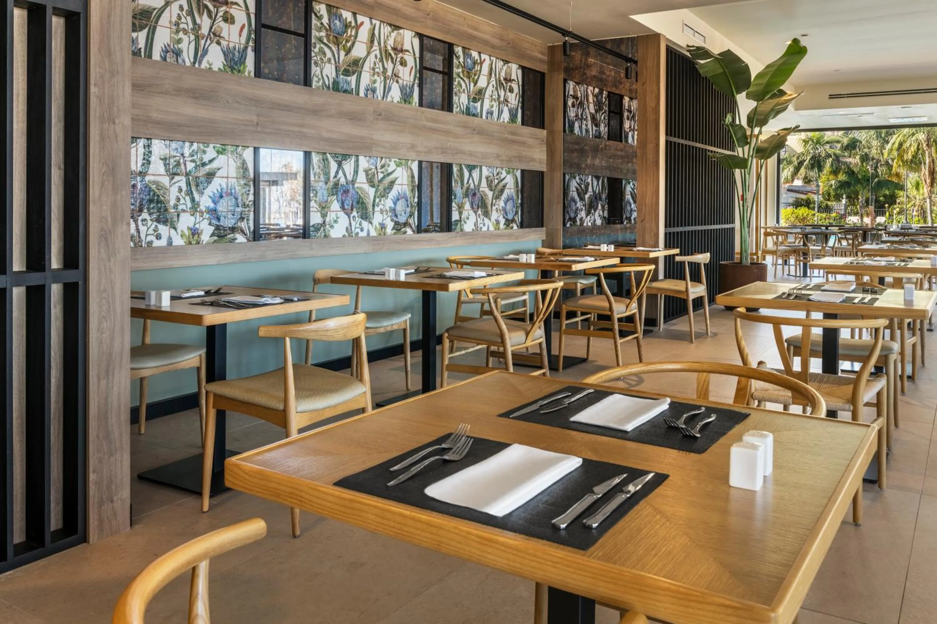 Restaurant/places to eat in Hotel Atlantic El Tope