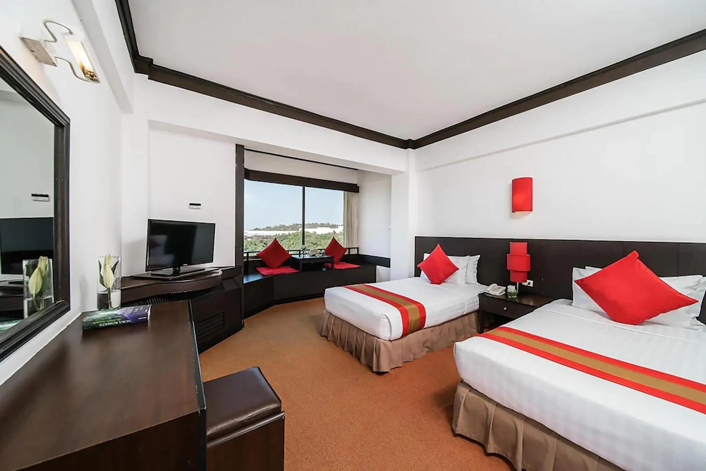 Triple Room in Mountain Beach Resort & Convention Center Triple Room in Mountain Beach Resort & Convention Center