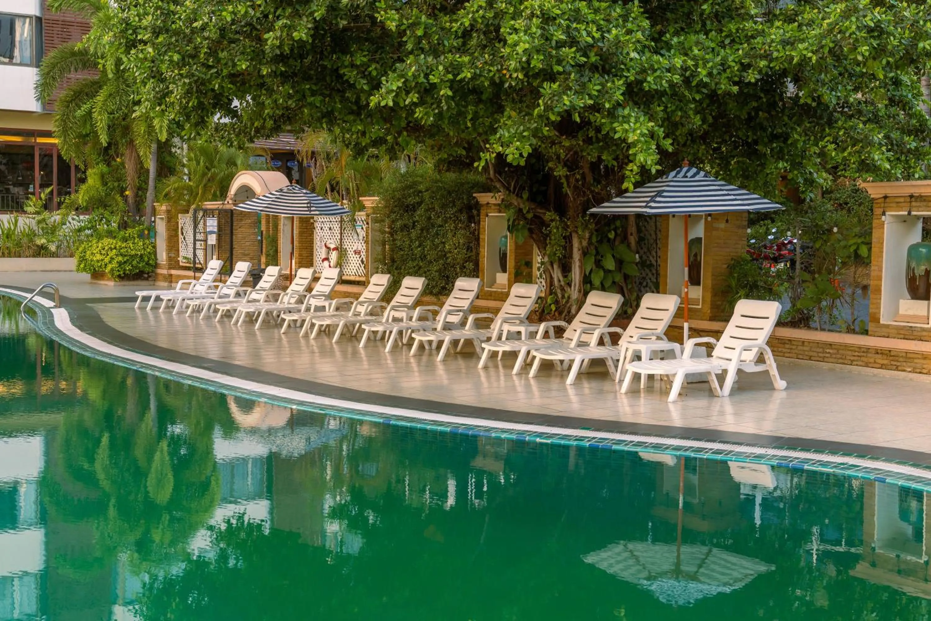 Swimming pool in Mountain Beach Resort & Convention Center
