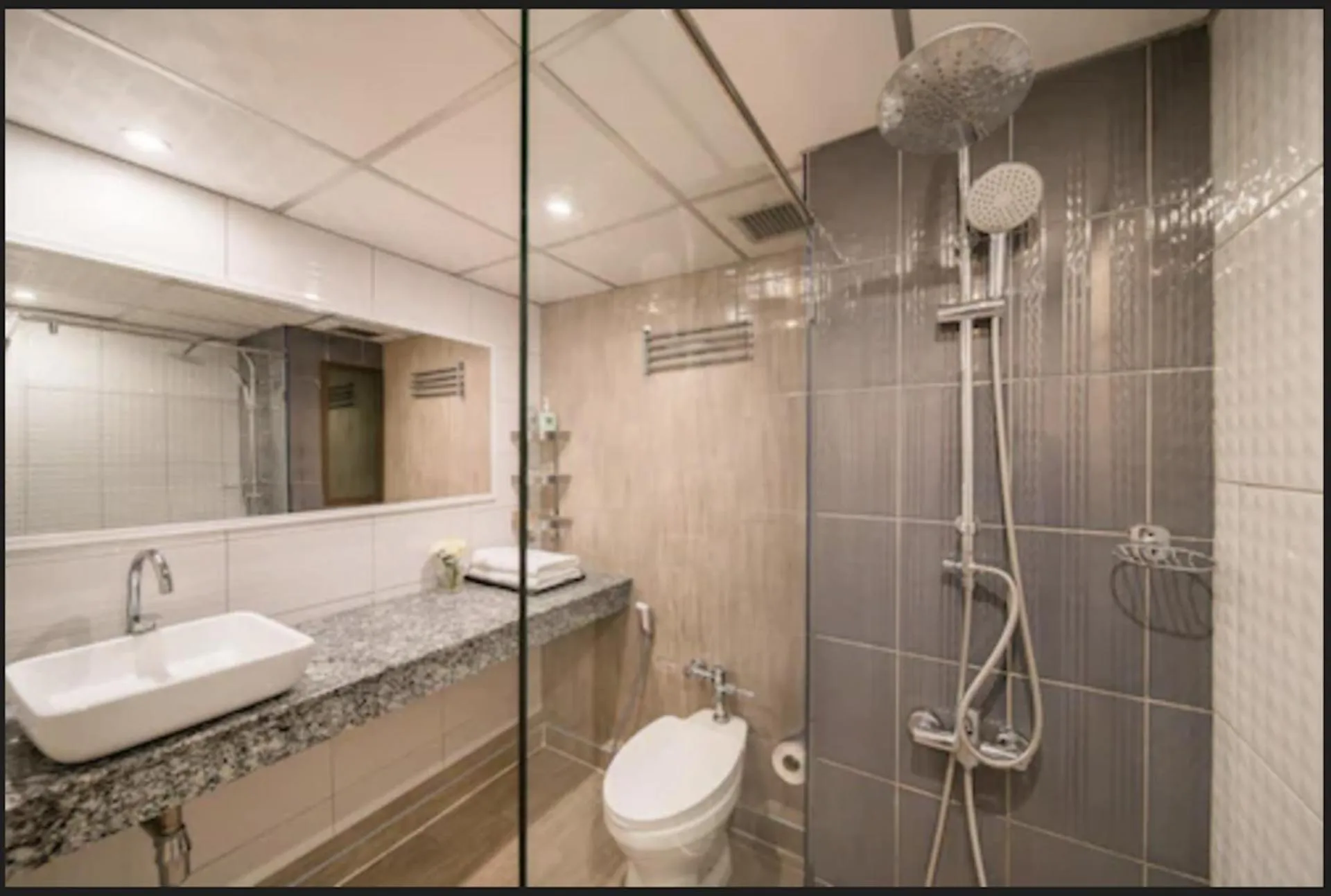 Bathroom in Mountain Beach Resort & Convention Center