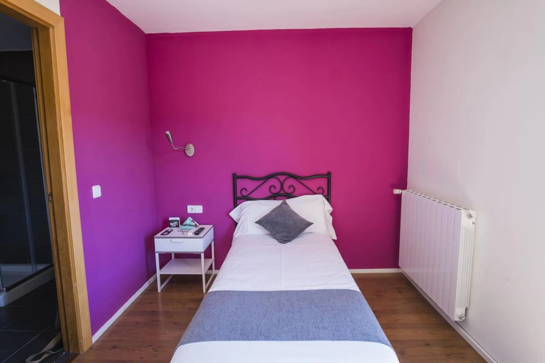 Bedroom, Bed in Hotel Alda Triskel