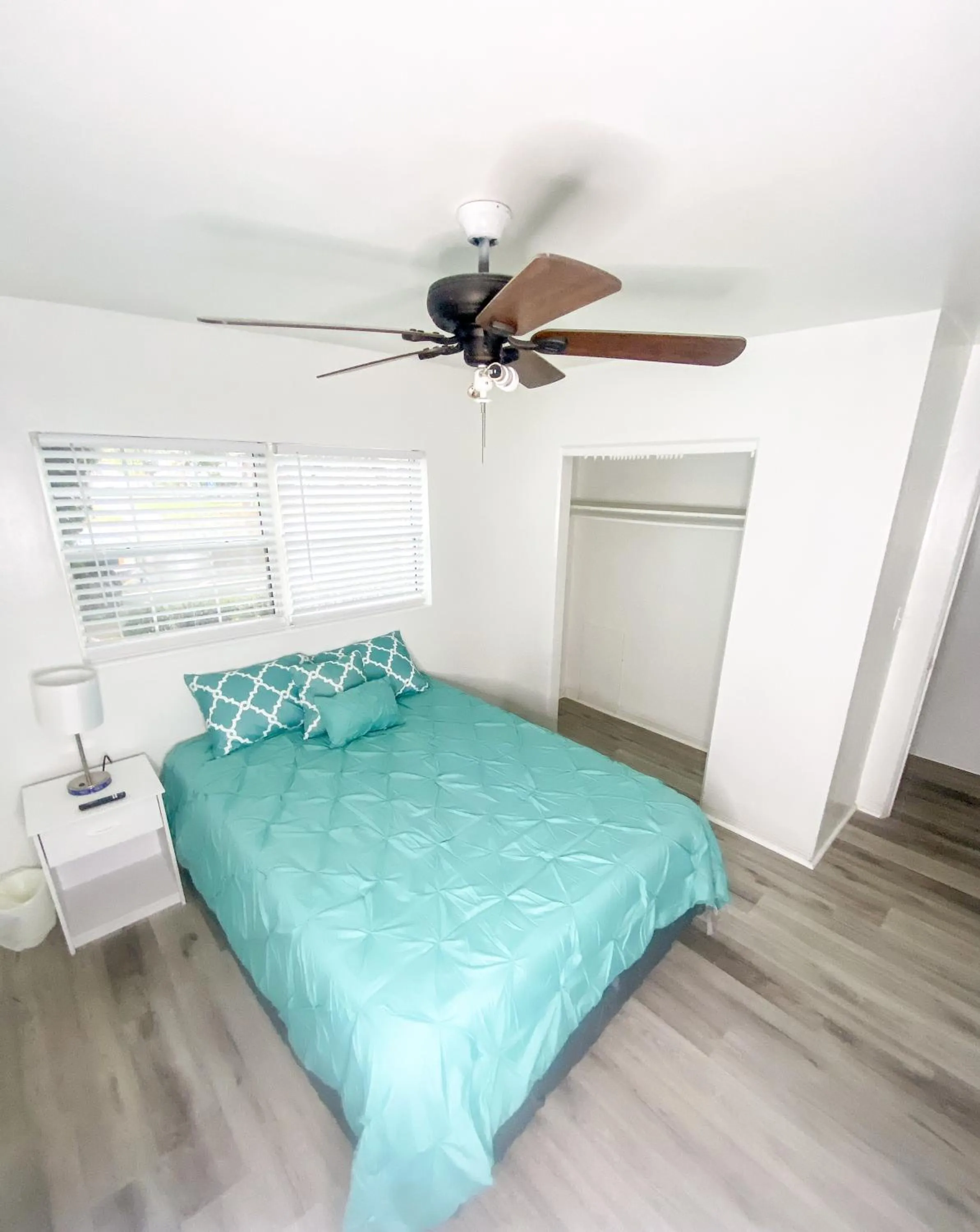 Bedroom, Bed in Uptown Inn & Suites