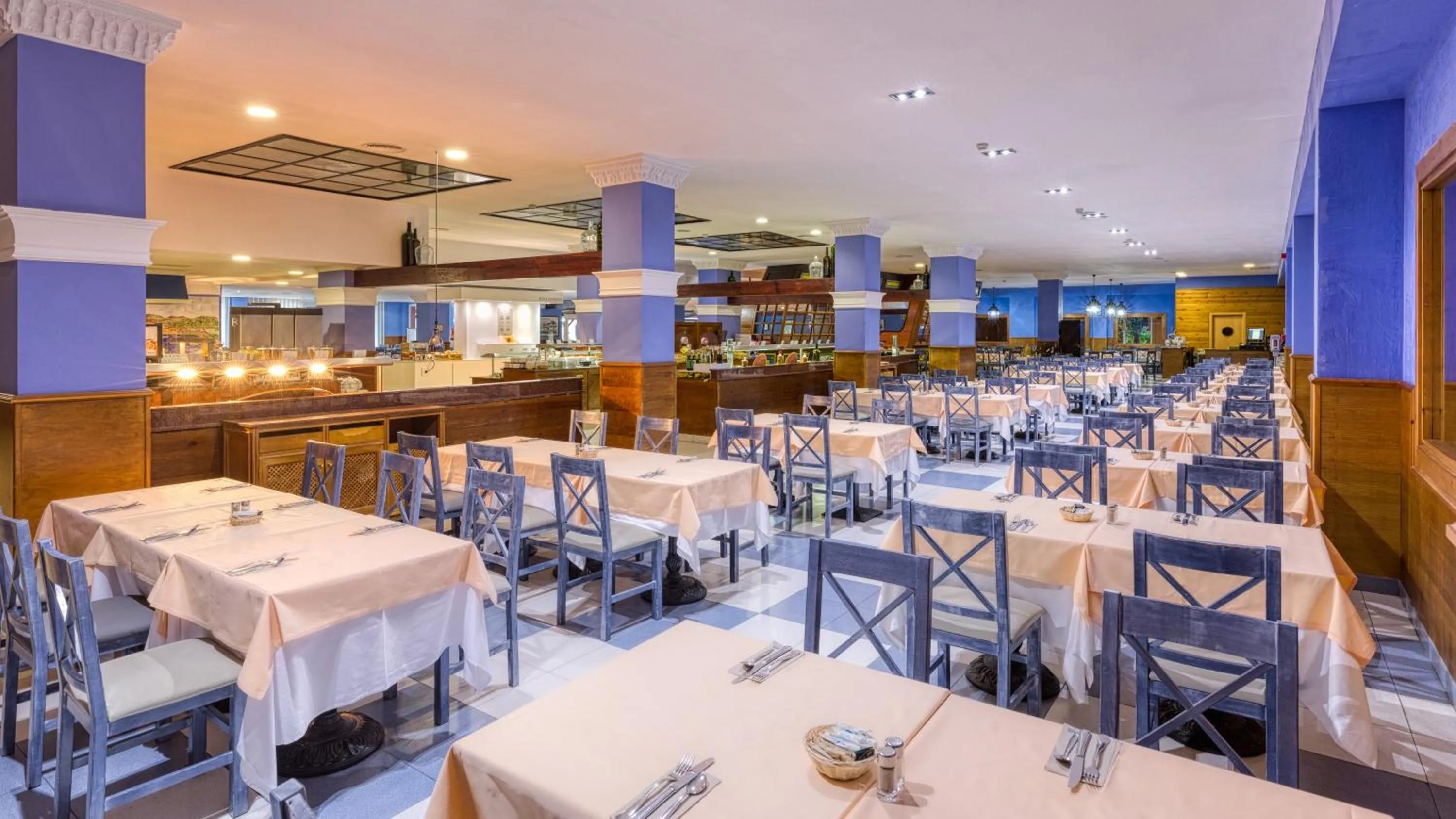 Restaurant/places to eat in Playacálida