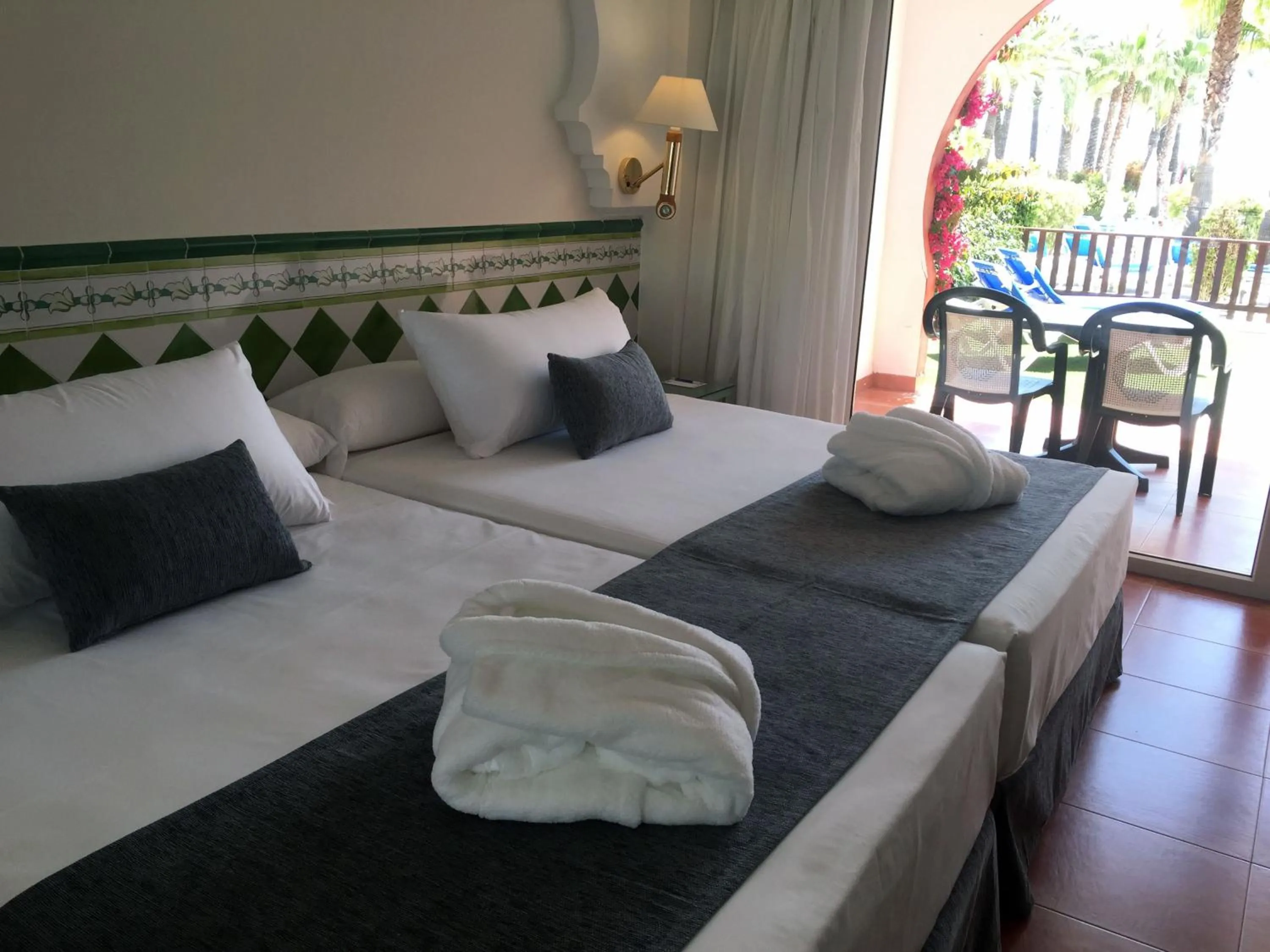 Decorative detail, Bed in Playacálida