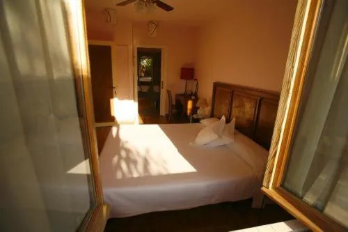 Photo of the whole room, Bed in Hotel Torre Marti