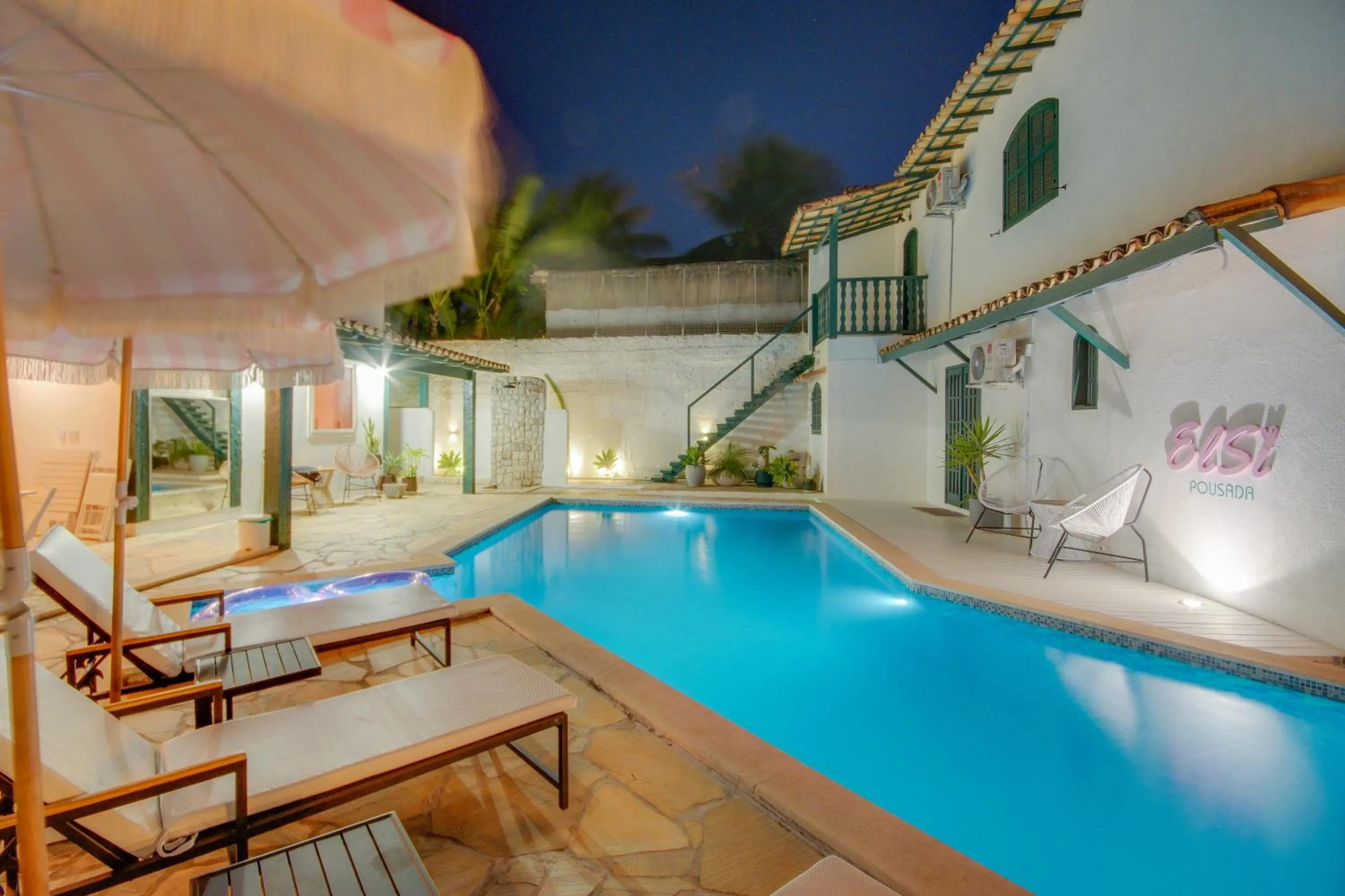 Property building in Elsi Pousada