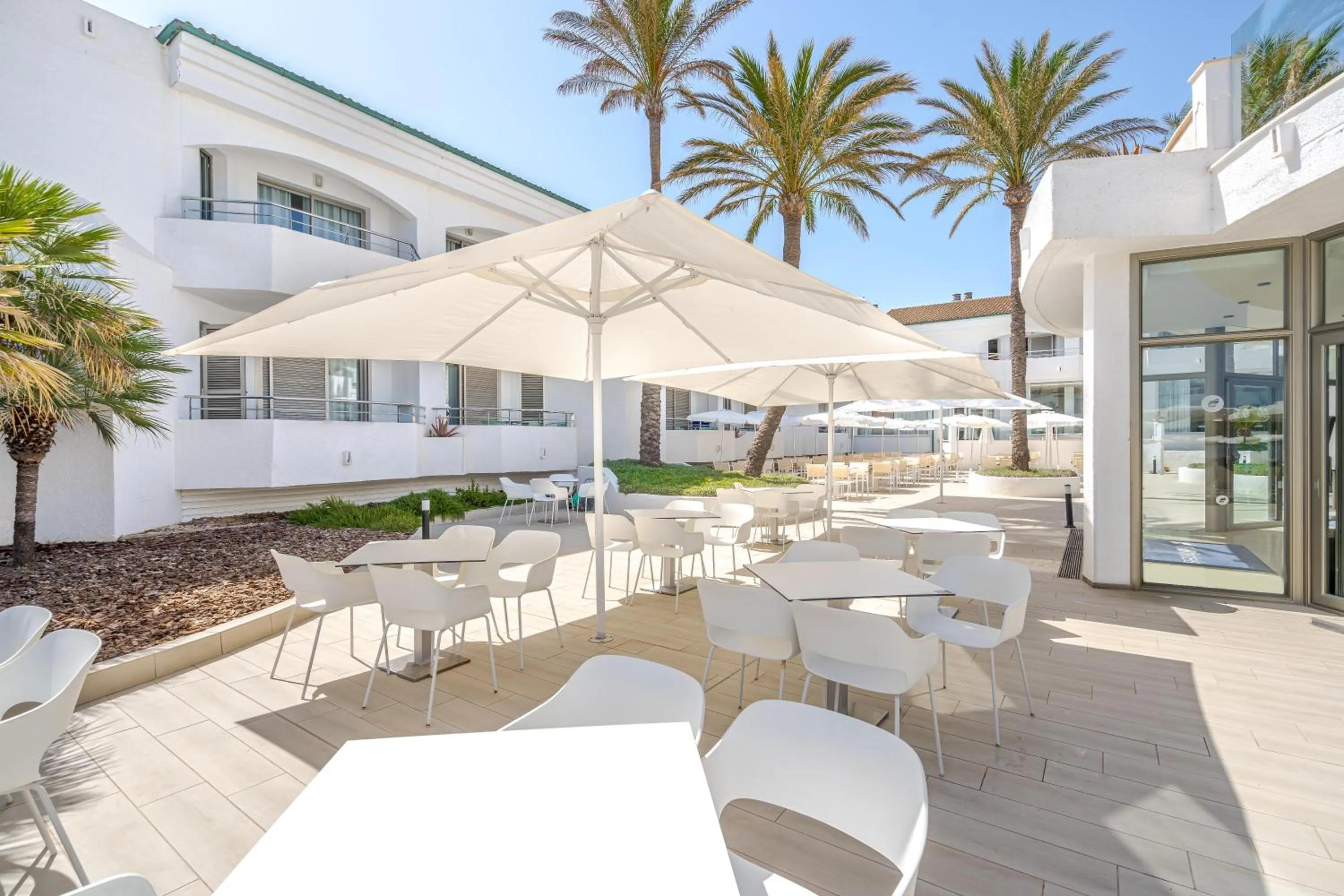 Lounge or bar in THB Guya Playa