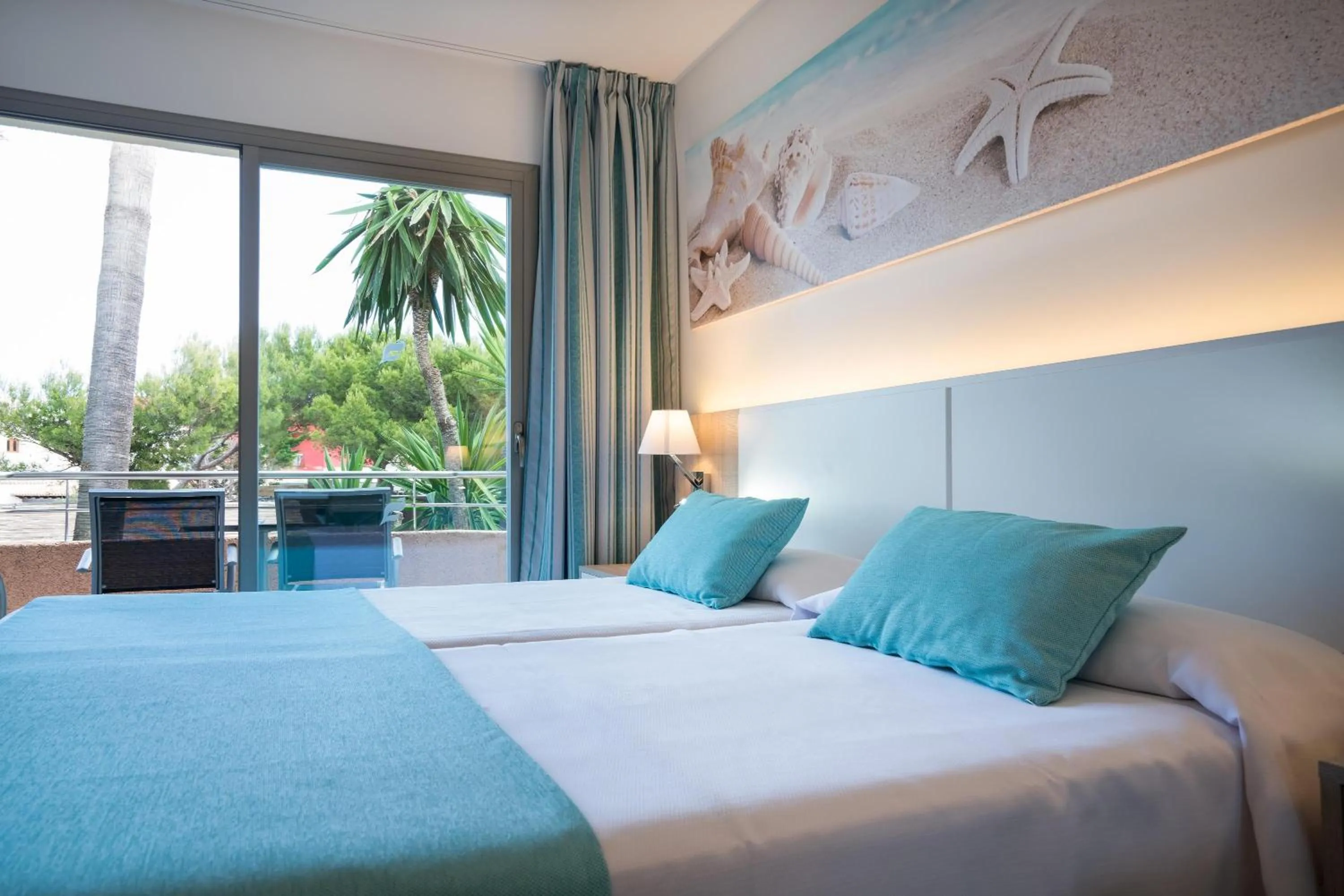 Photo of the whole room, Bed in THB Guya Playa