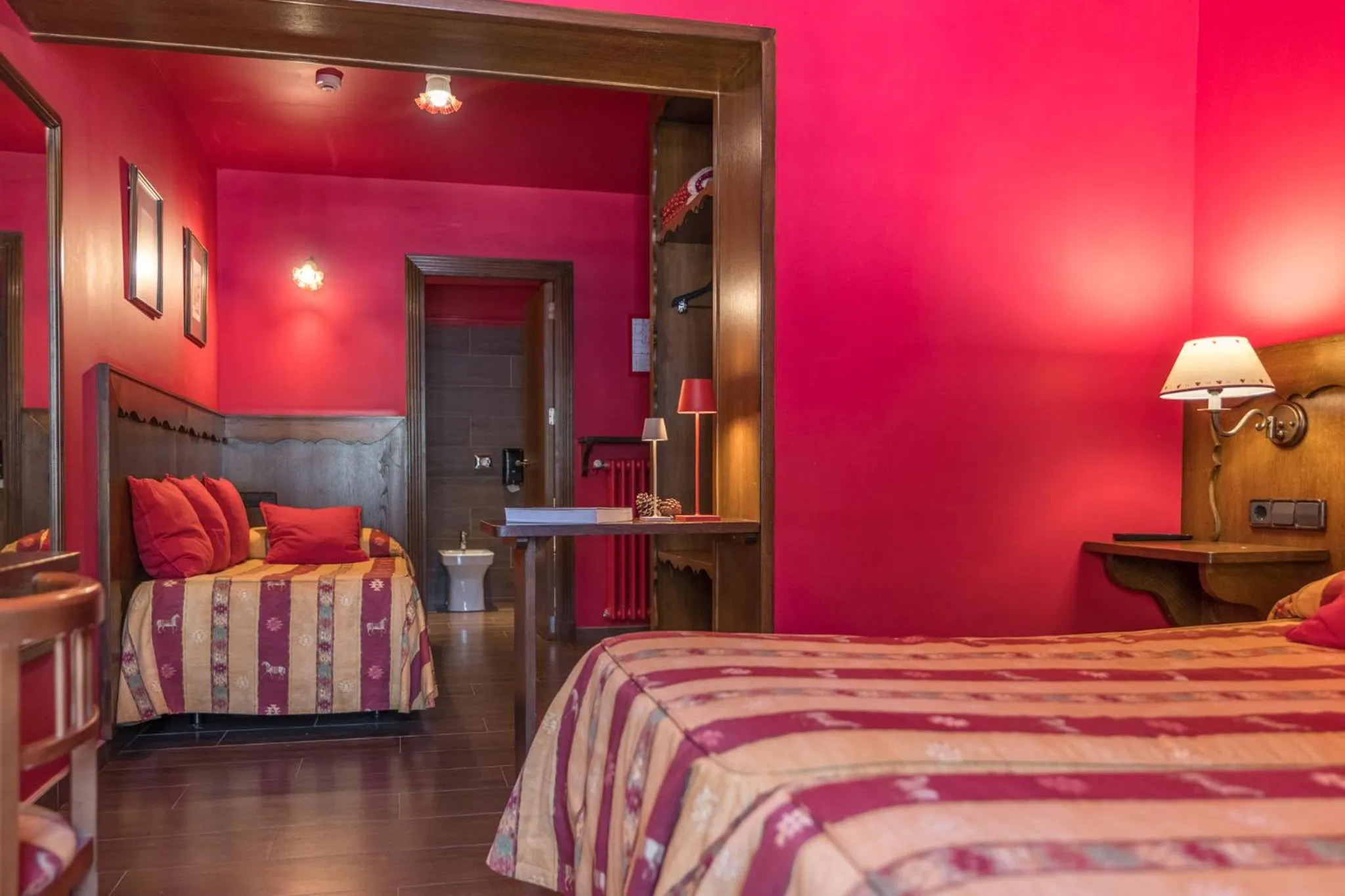 Bed in Hotel Aran La Abuela