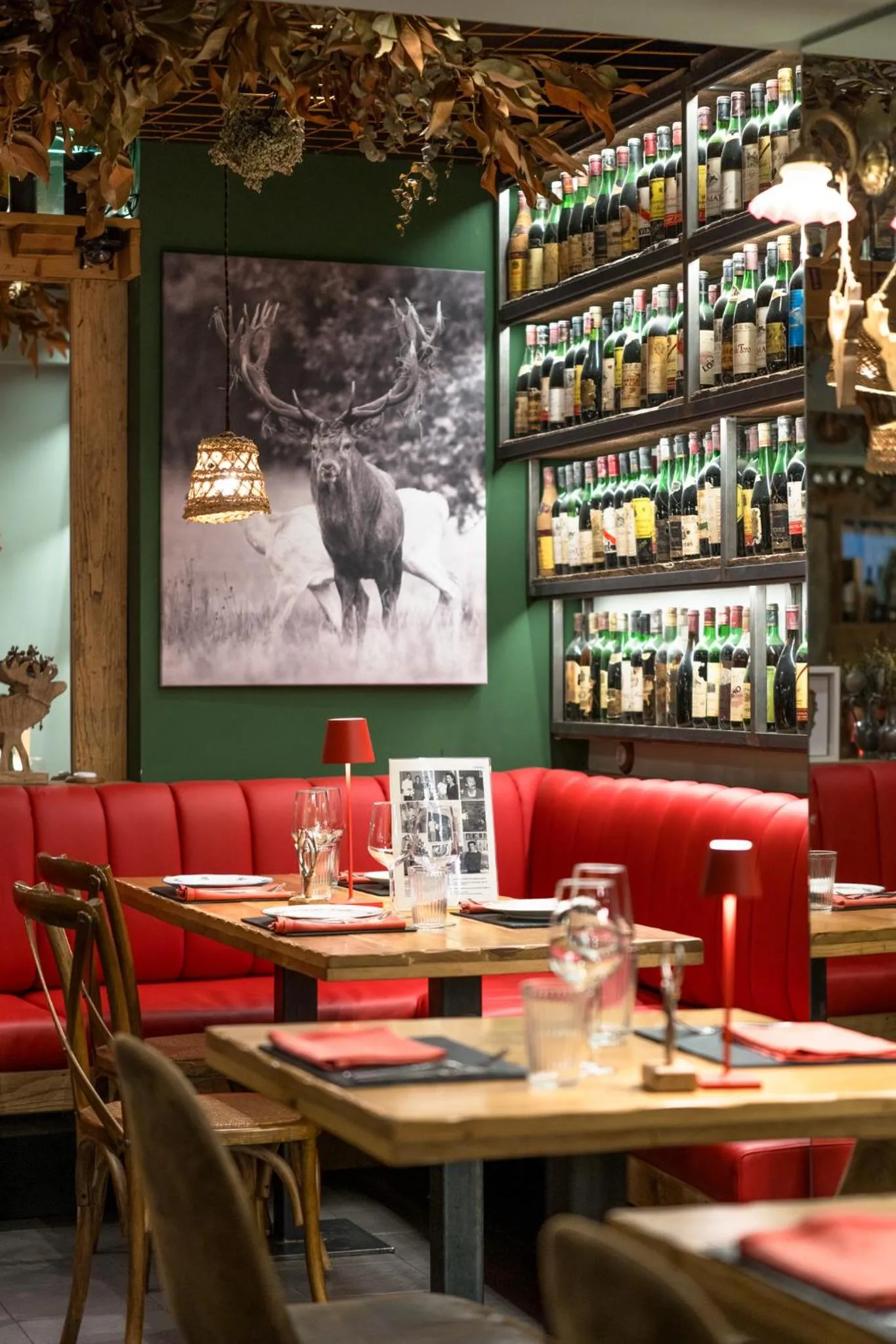 Restaurant/places to eat in Hotel Aran La Abuela