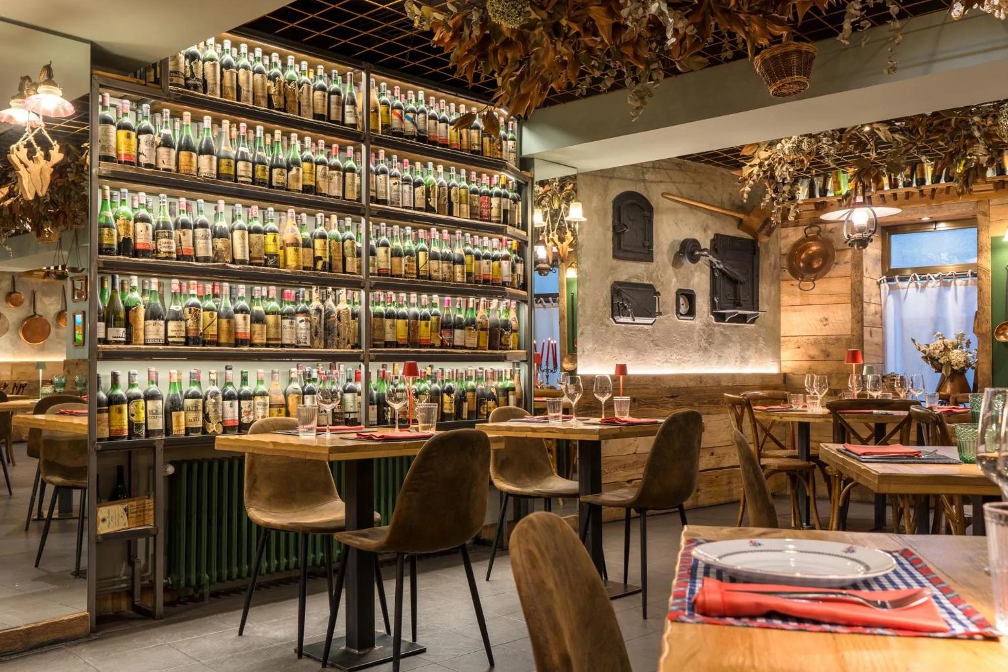 Restaurant/places to eat in Hotel Aran La Abuela