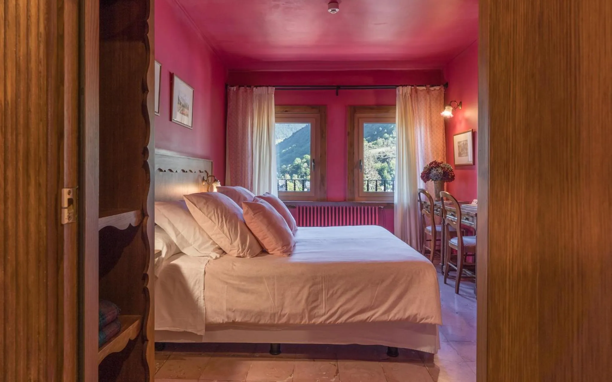 Bed in Hotel Aran La Abuela