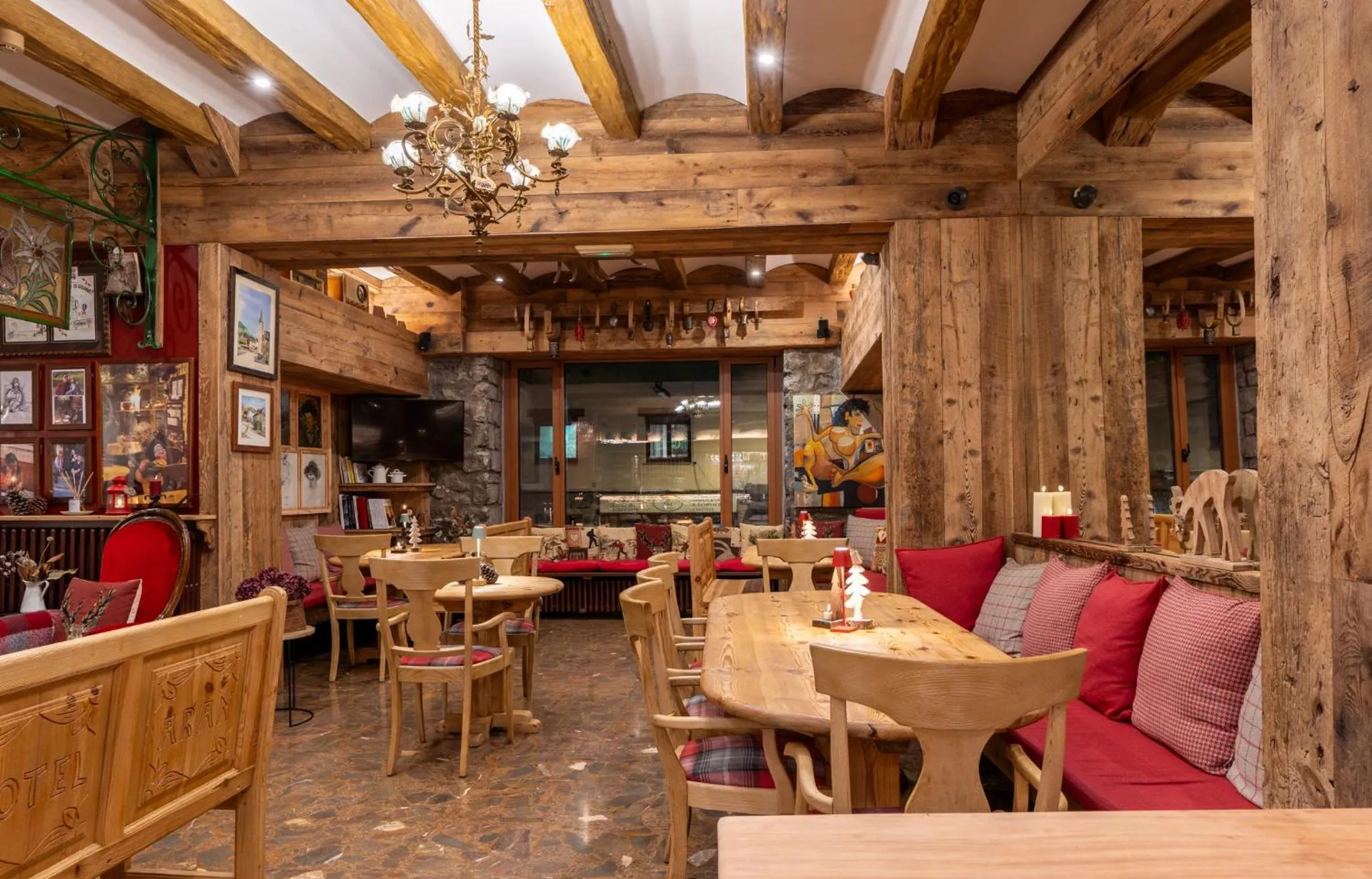 Living room in Hotel Aran La Abuela