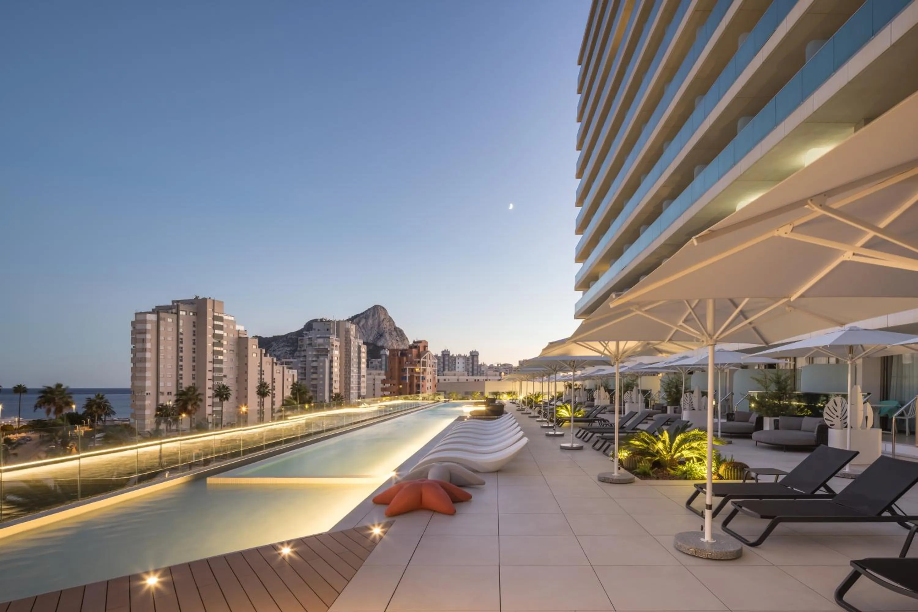 Swimming pool in AR Diamante Beach & SPA Hotel 4 SUP