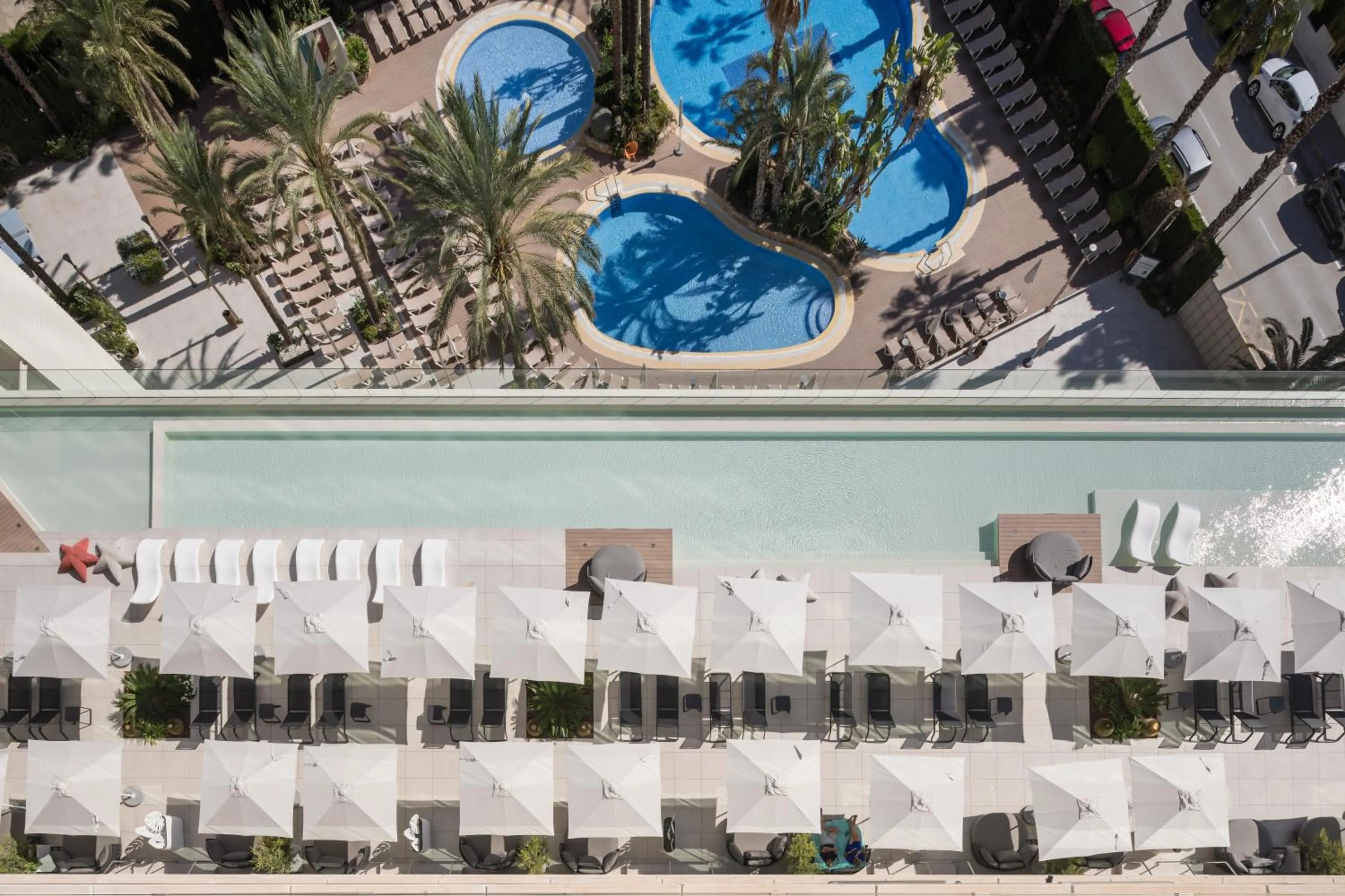 Swimming pool in AR Diamante Beach & SPA Hotel 4 SUP