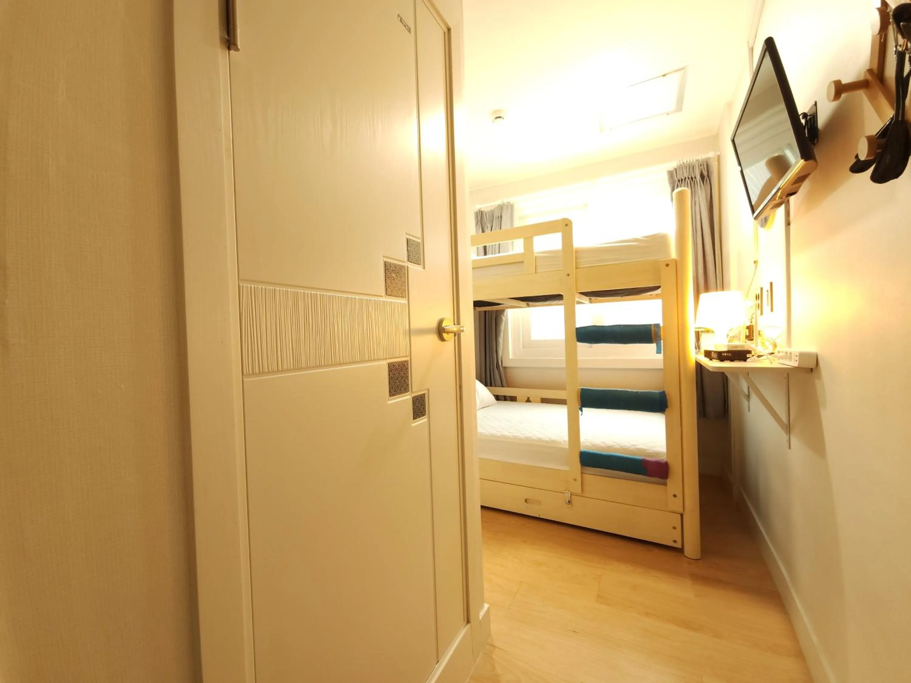 Bed in OYO Myeongdong 5 Lodge