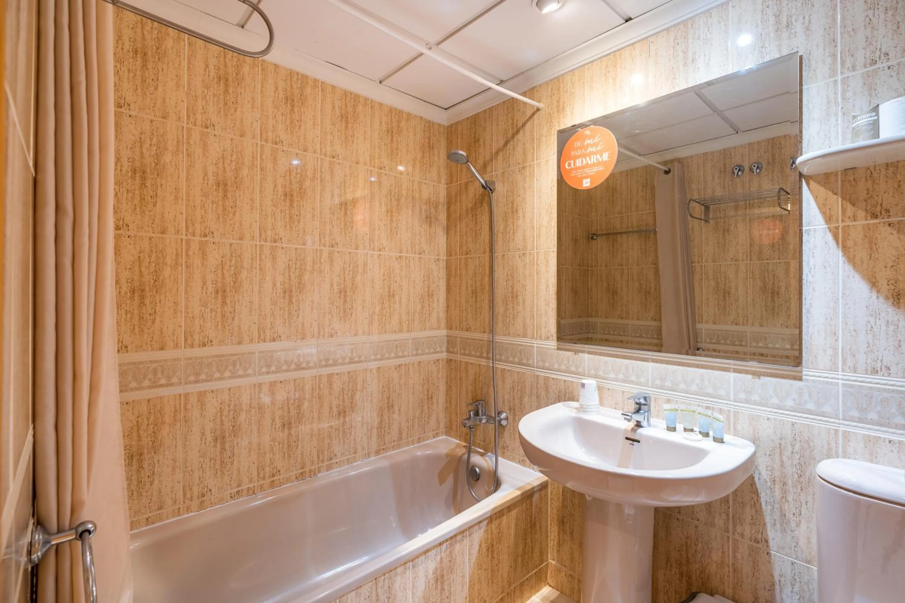 Bathroom in Bungalows Imperial Park Unitursa