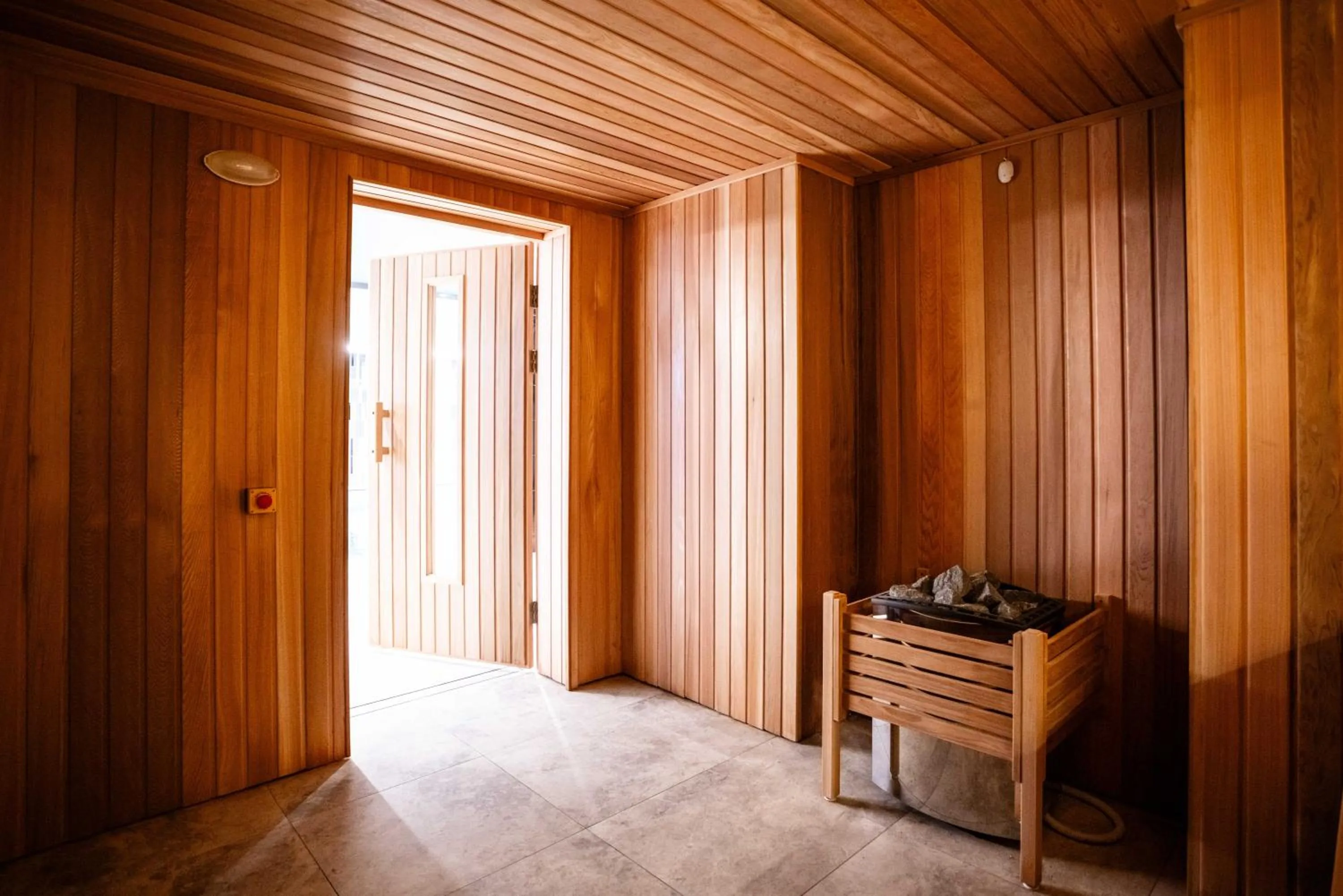 Sauna in Meriton Suites Canberra
