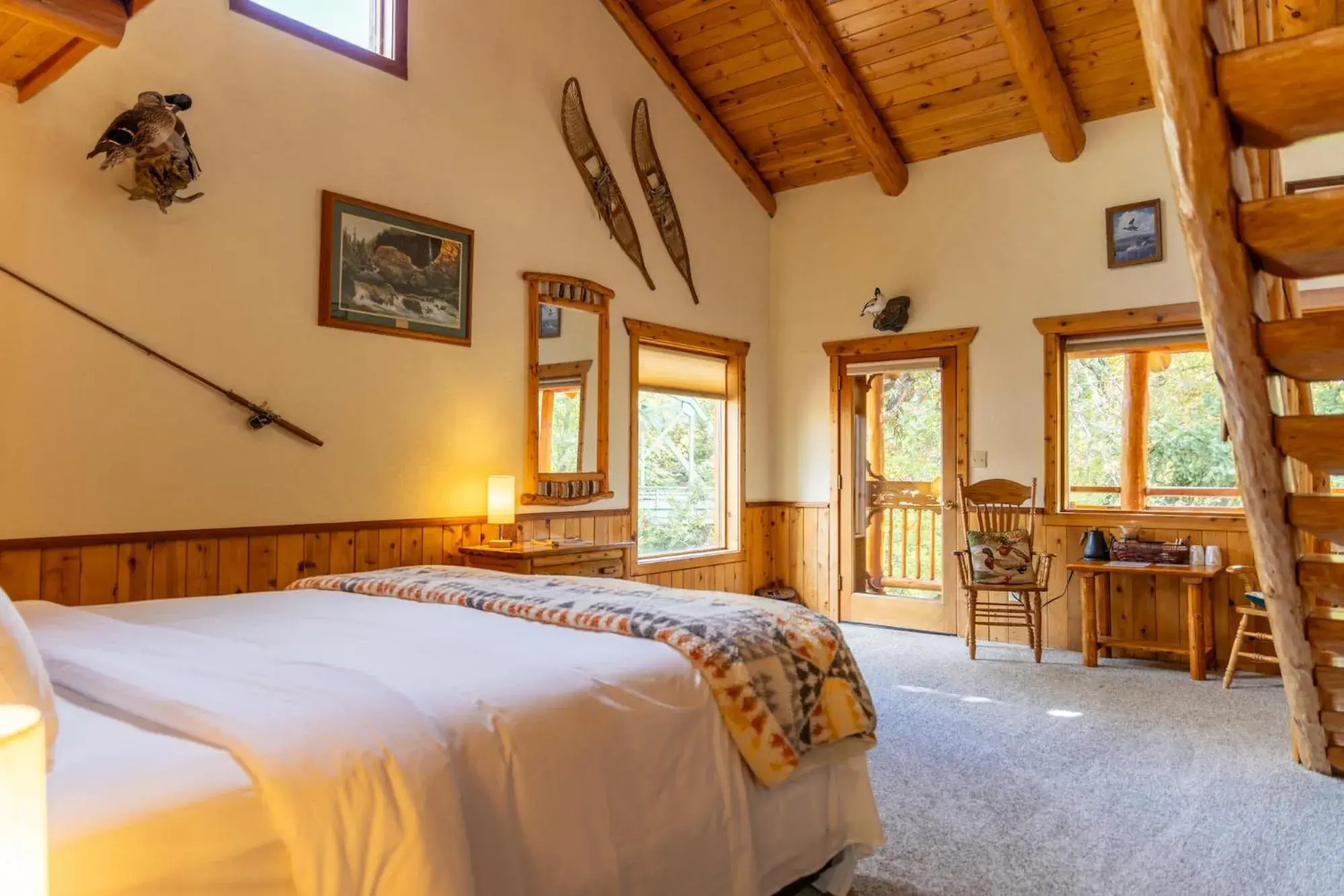 Suite with River View in The Lindsay Lodge Suite with River View in The Lindsay Lodge