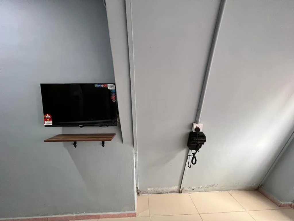 TV and multimedia in Hotel Yasmin