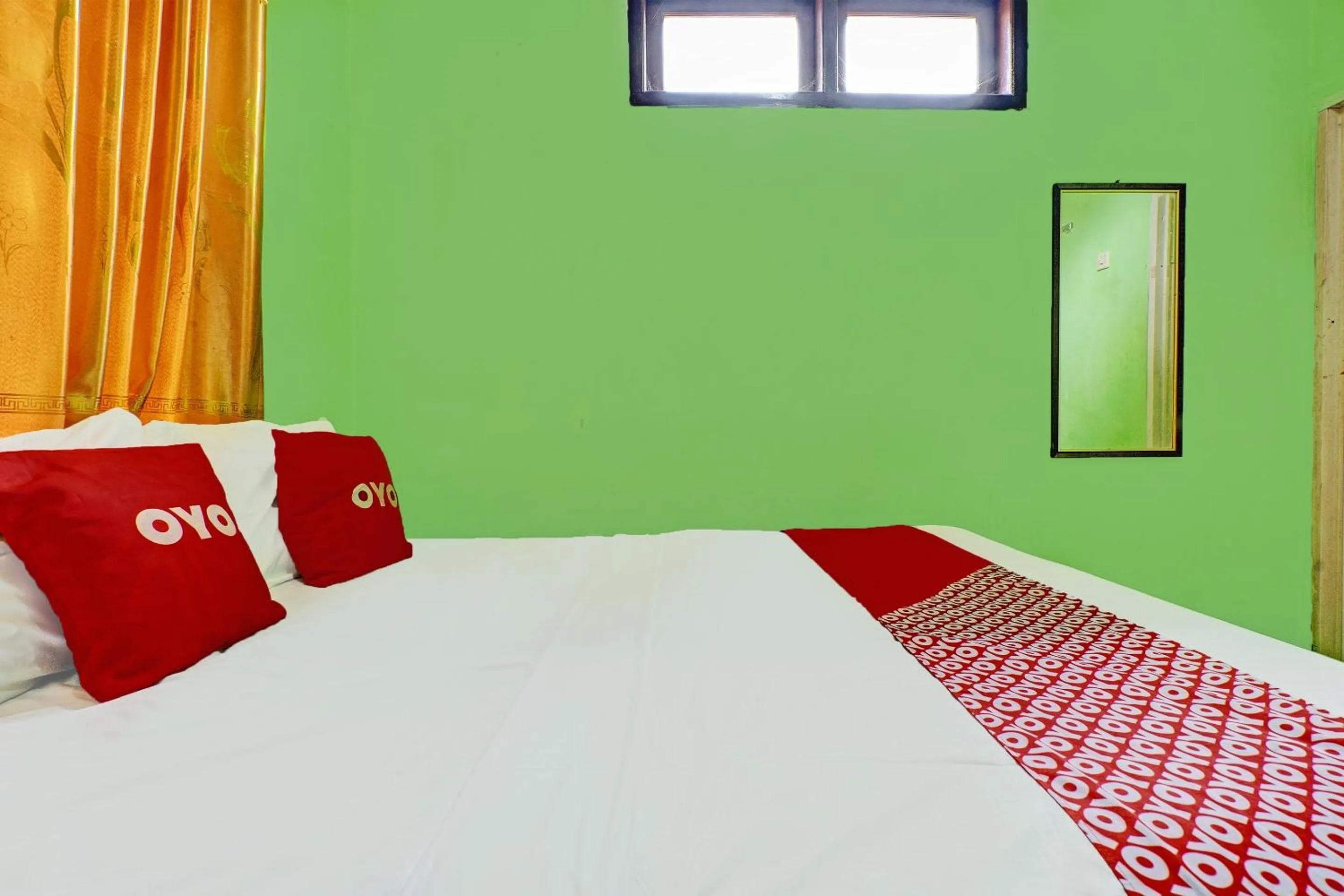 Bedroom, Bed in OYO 92062 Pondok Aurel Wahidin