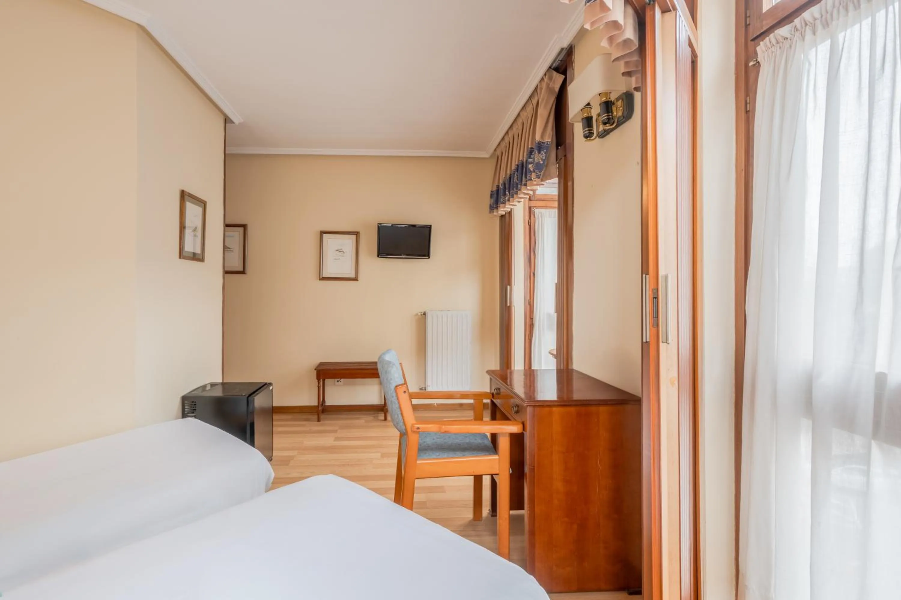 Bed in B&B HOTEL Gijón Centro Begoña