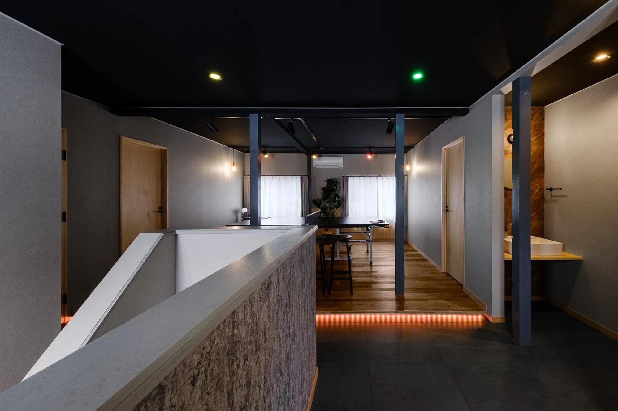 Photo of the whole room in The Landmark