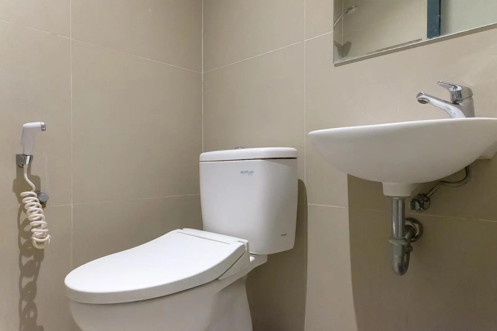 Bathroom in Mono Coliving Ngagel, Surabaya