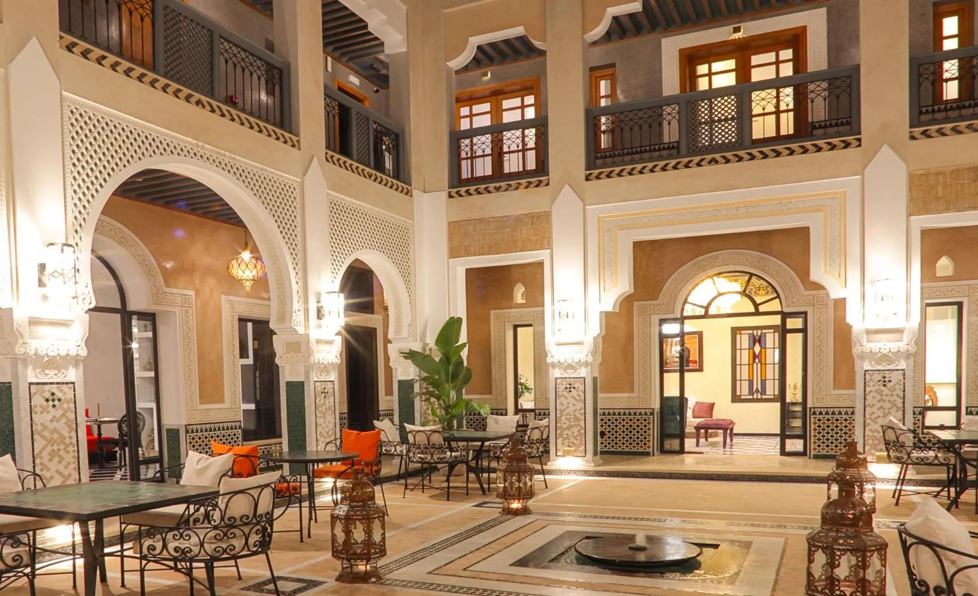 Restaurant/places to eat in Dar Lys Luxury Riad & Spa