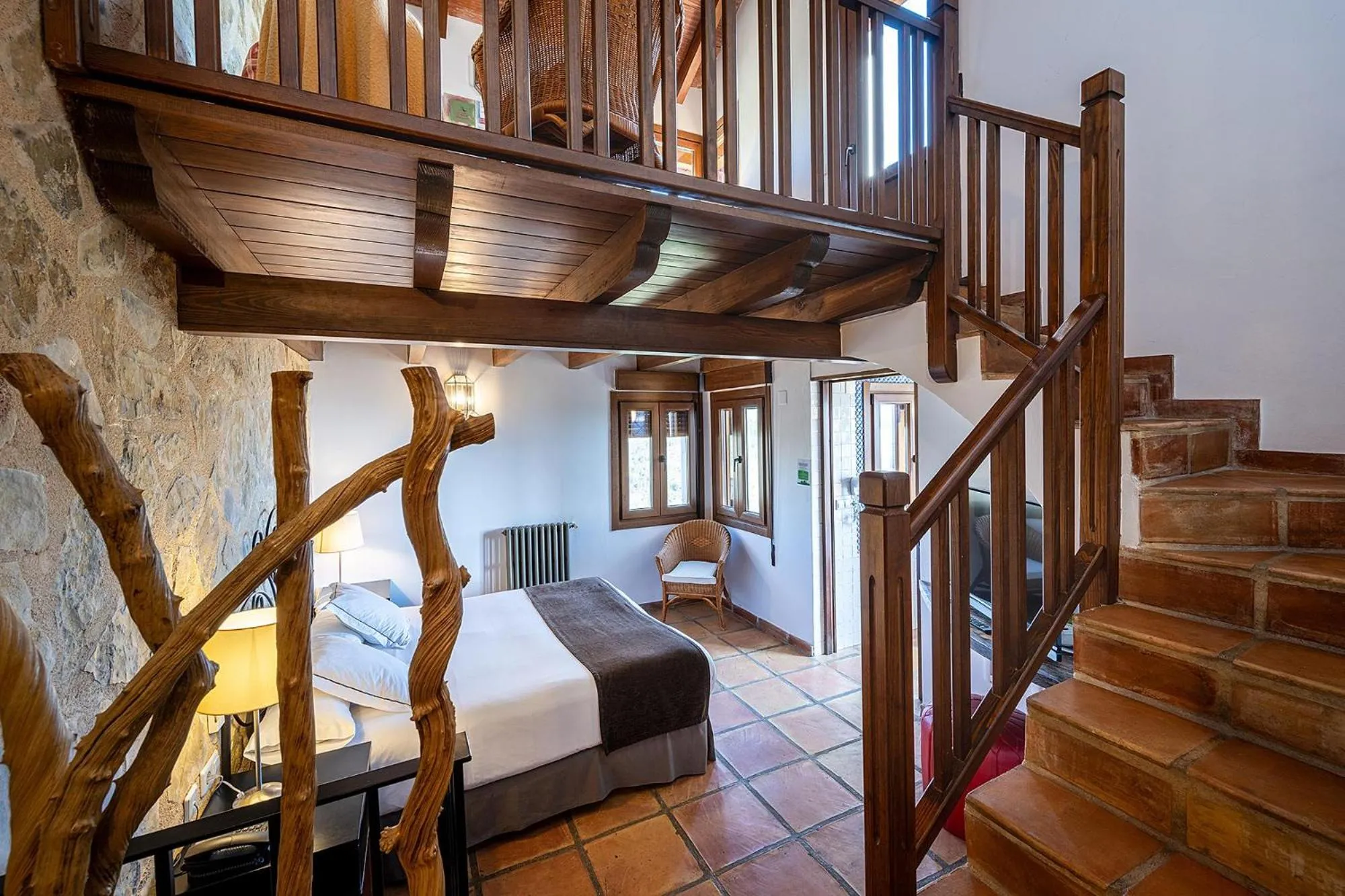 Lobby or reception, Bed in Hotel Alahuar