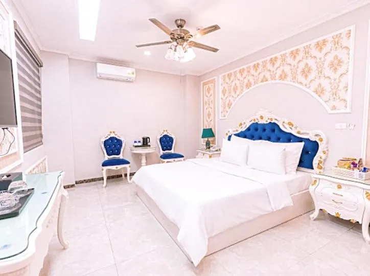 Bed in Hoang Gia Hotel Ha Noi Capital