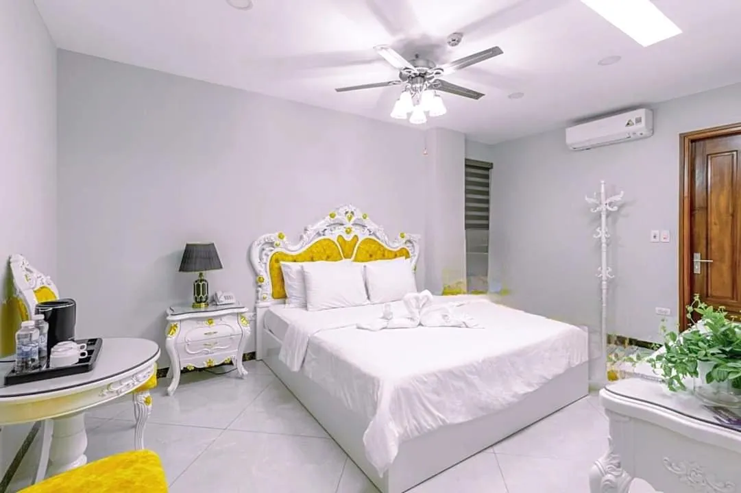 Bed in Hoang Gia Hotel Ha Noi Capital