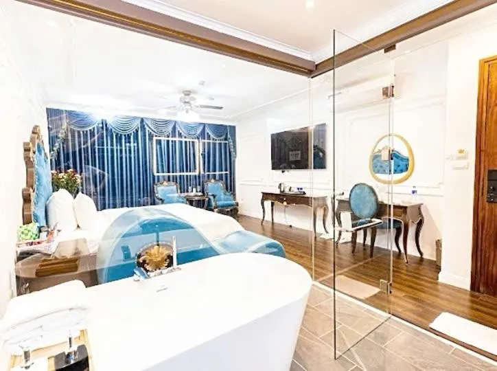 Bed in Hoang Gia Hotel Ha Noi Capital