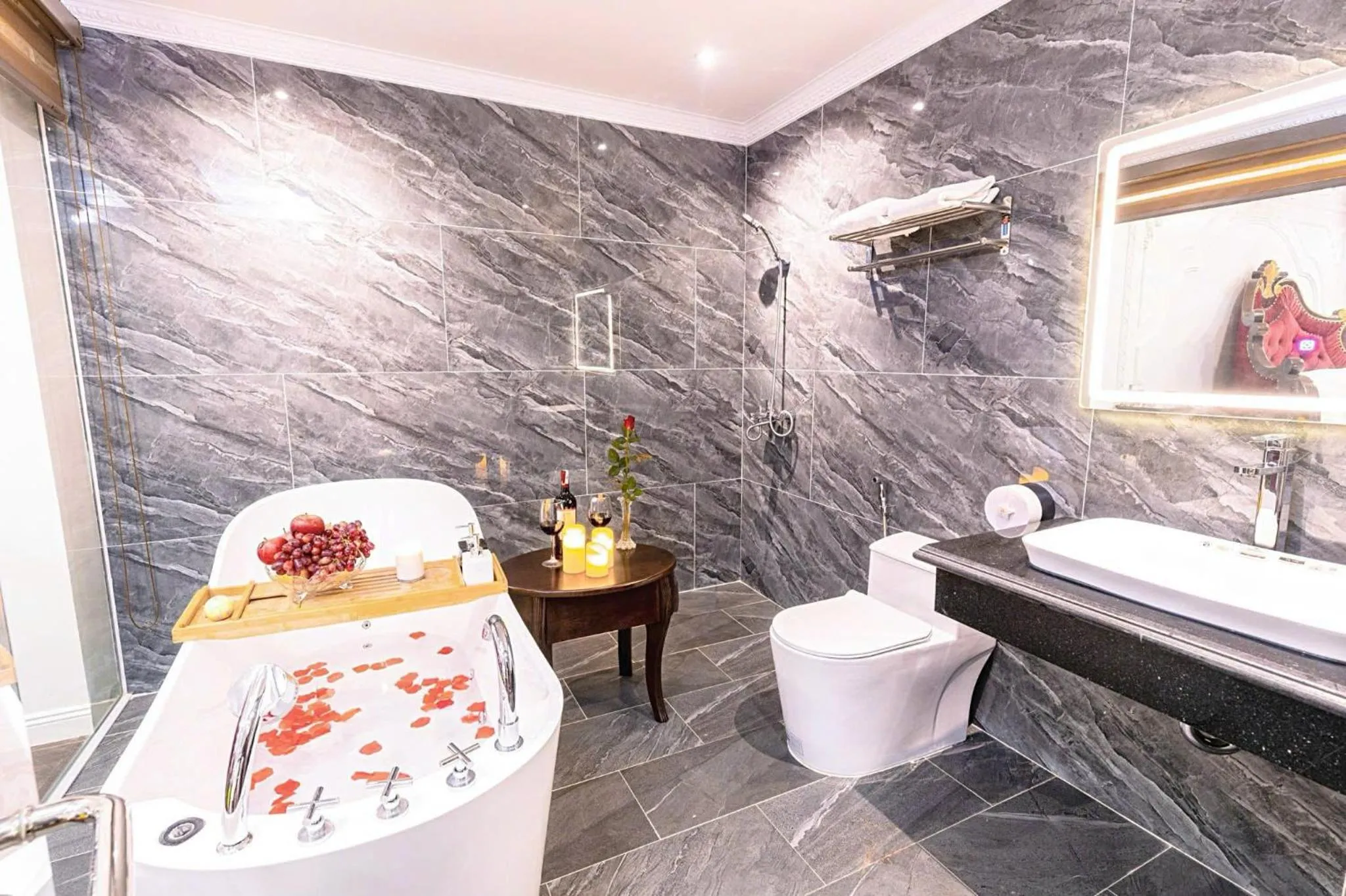 Hoang Gia Hotel Ha Noi Capital