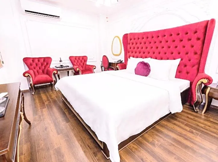 Bed in Hoang Gia Hotel Ha Noi Capital