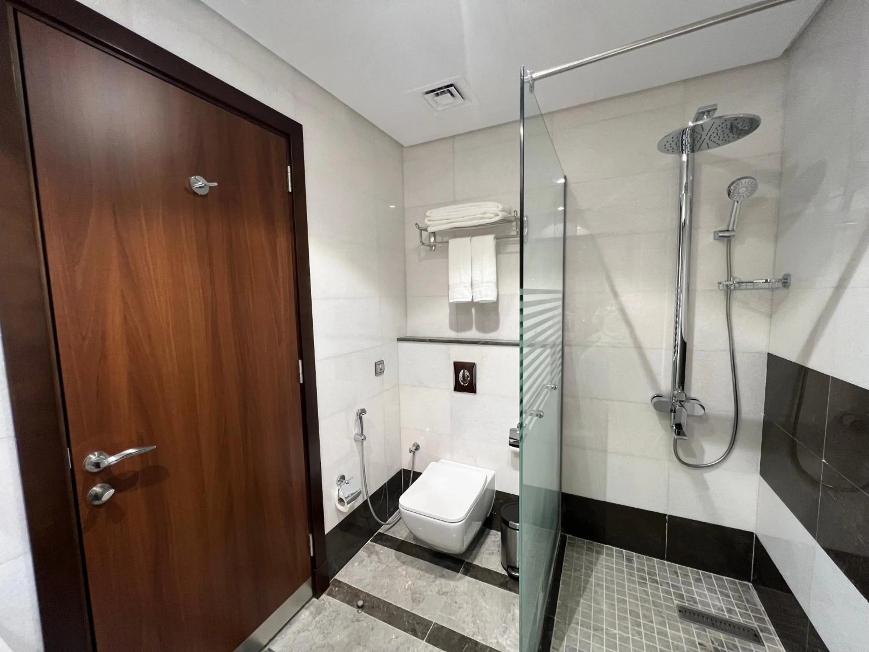 Bathroom in Zaha Taiba Hotel