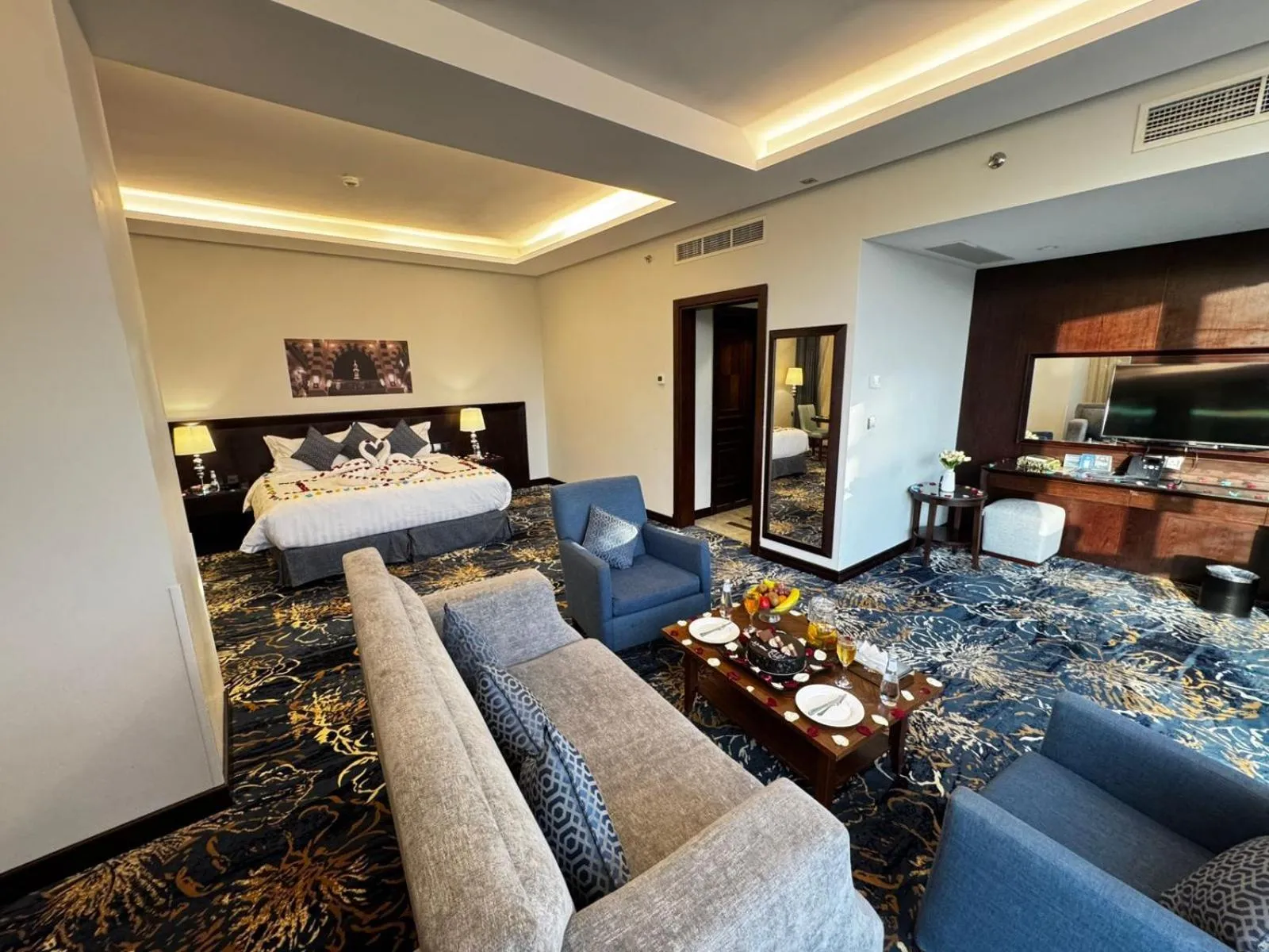 Photo of the whole room, Bed in Zaha Taiba Hotel